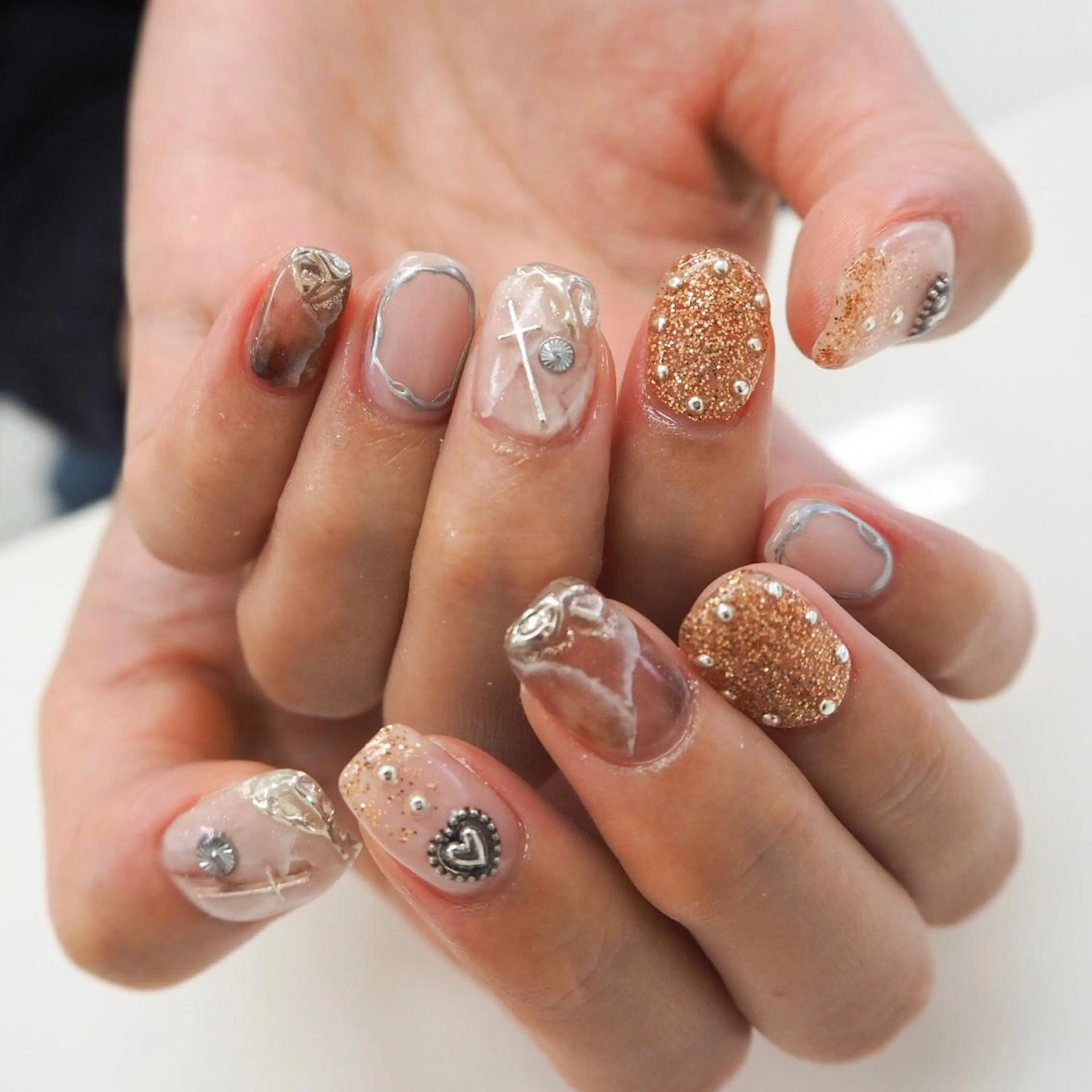 ネイル Hisaka Mikiのネイルデザイン