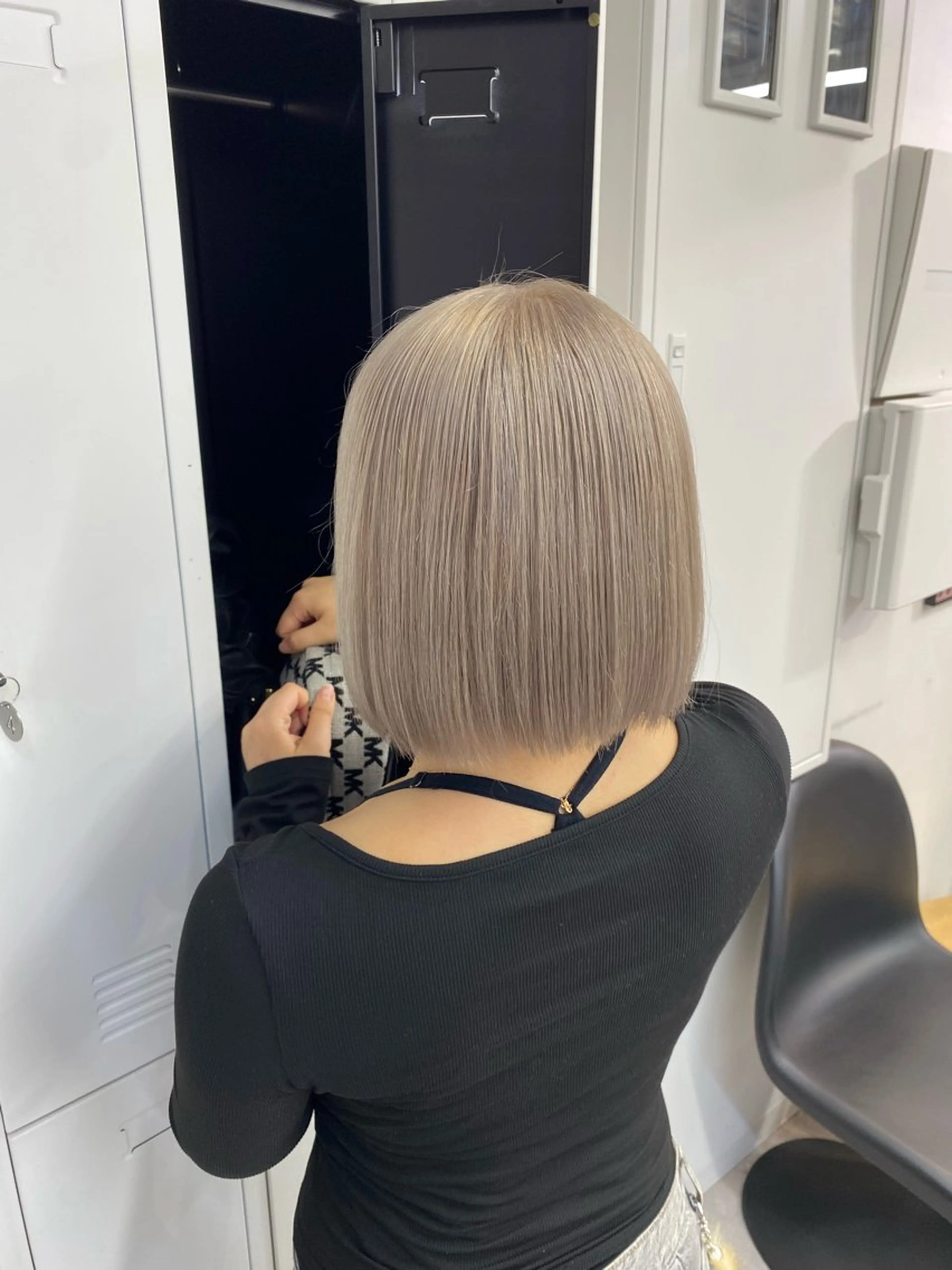 ミディアム カラー ベージュカラー ブロンド ダブルカラー ハイトーンカラー ピンクカラー カットモデル様無料 💎saaya💎のヘアスタイル