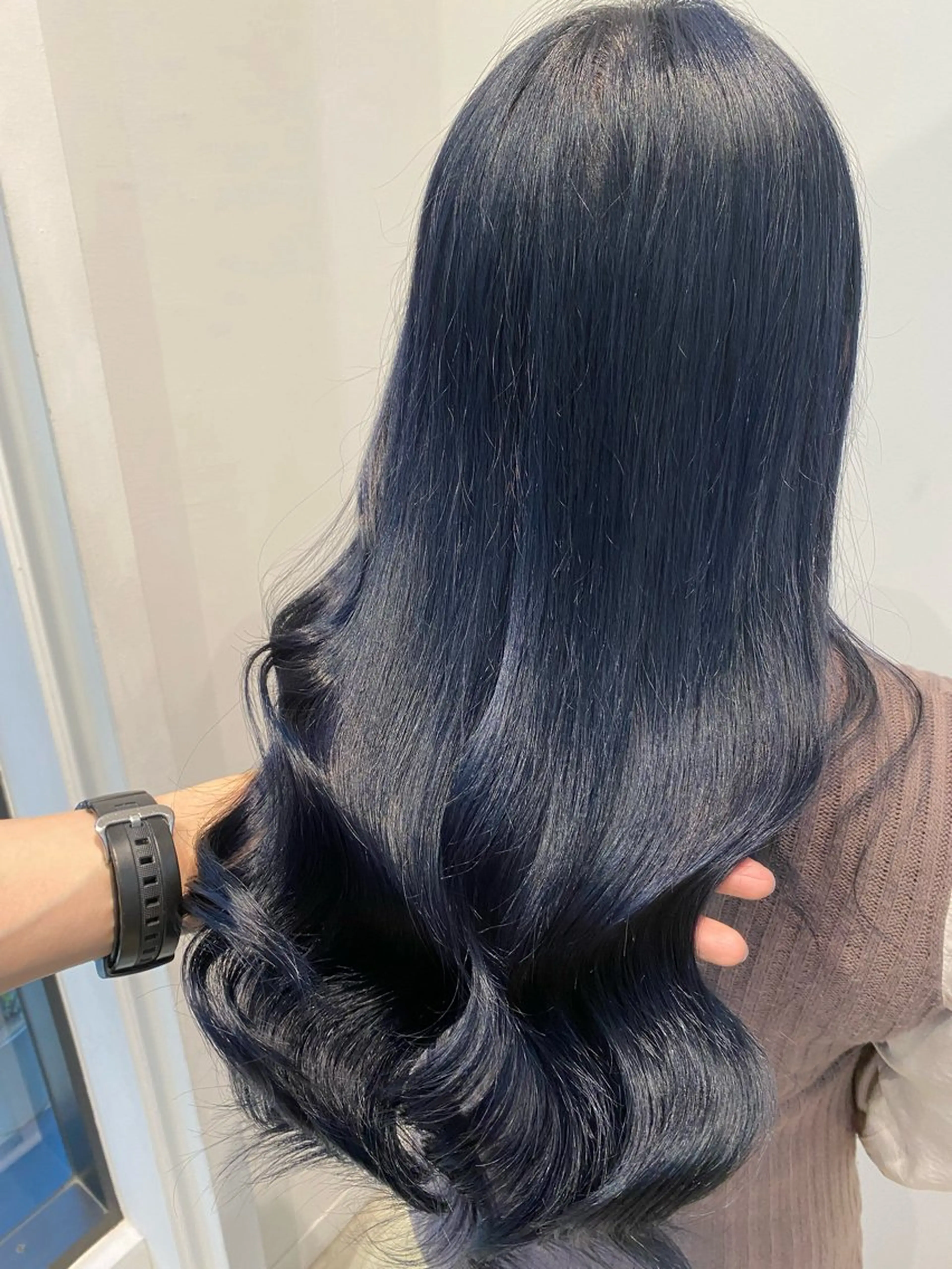 ロング カラー パーマ ベージュカラー ブリーチ 透明感カラー グレージュ ラベンダーカラー 中顔面短縮カット🪽 レイヤー🥀コウヘイのヘアスタイル