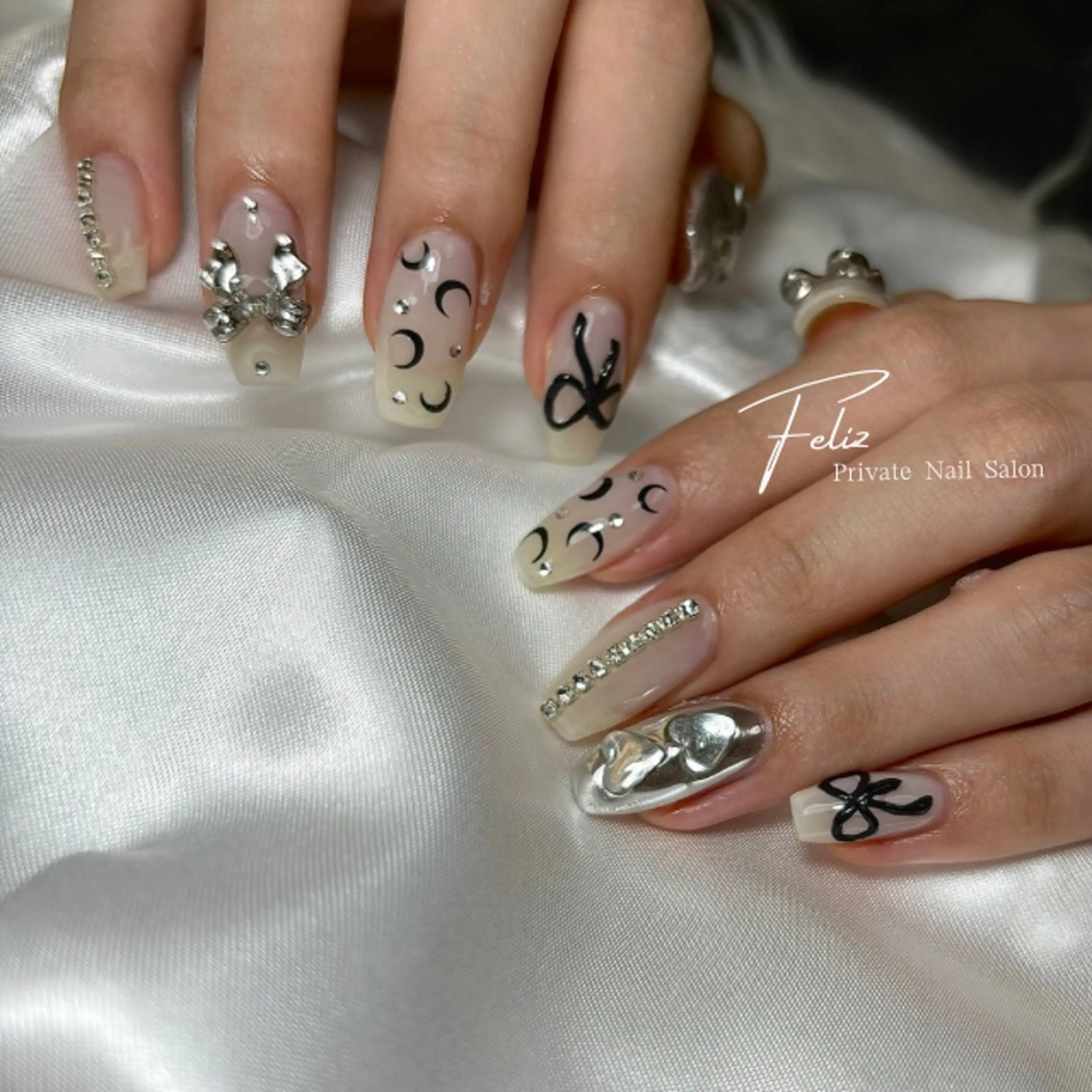 ネイル ハンドネイル ハンドケア Feliz 楽しいネイルサロンのネイルデザイン