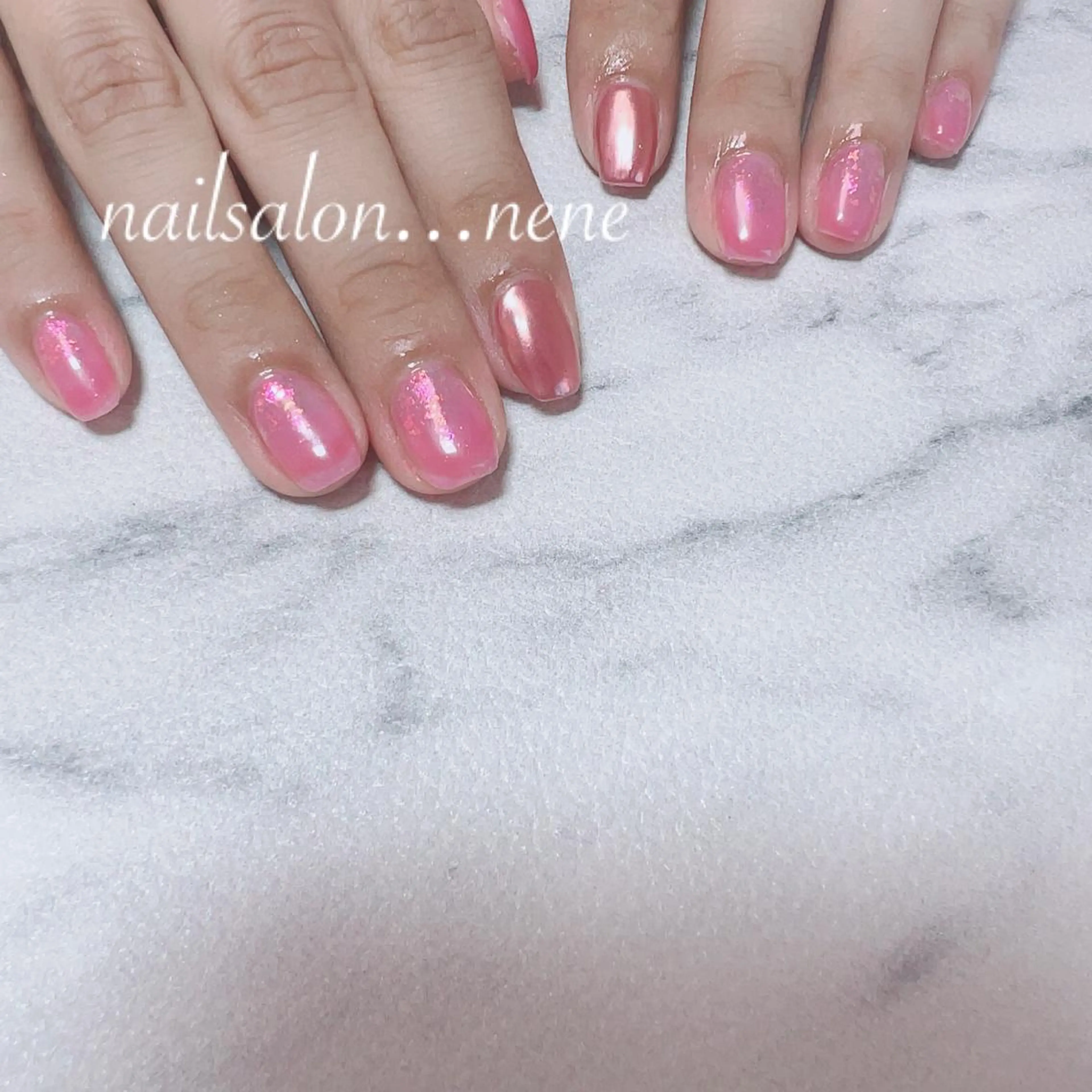 ネイル オーロラネイル nailsalon ...neneのネイルデザイン