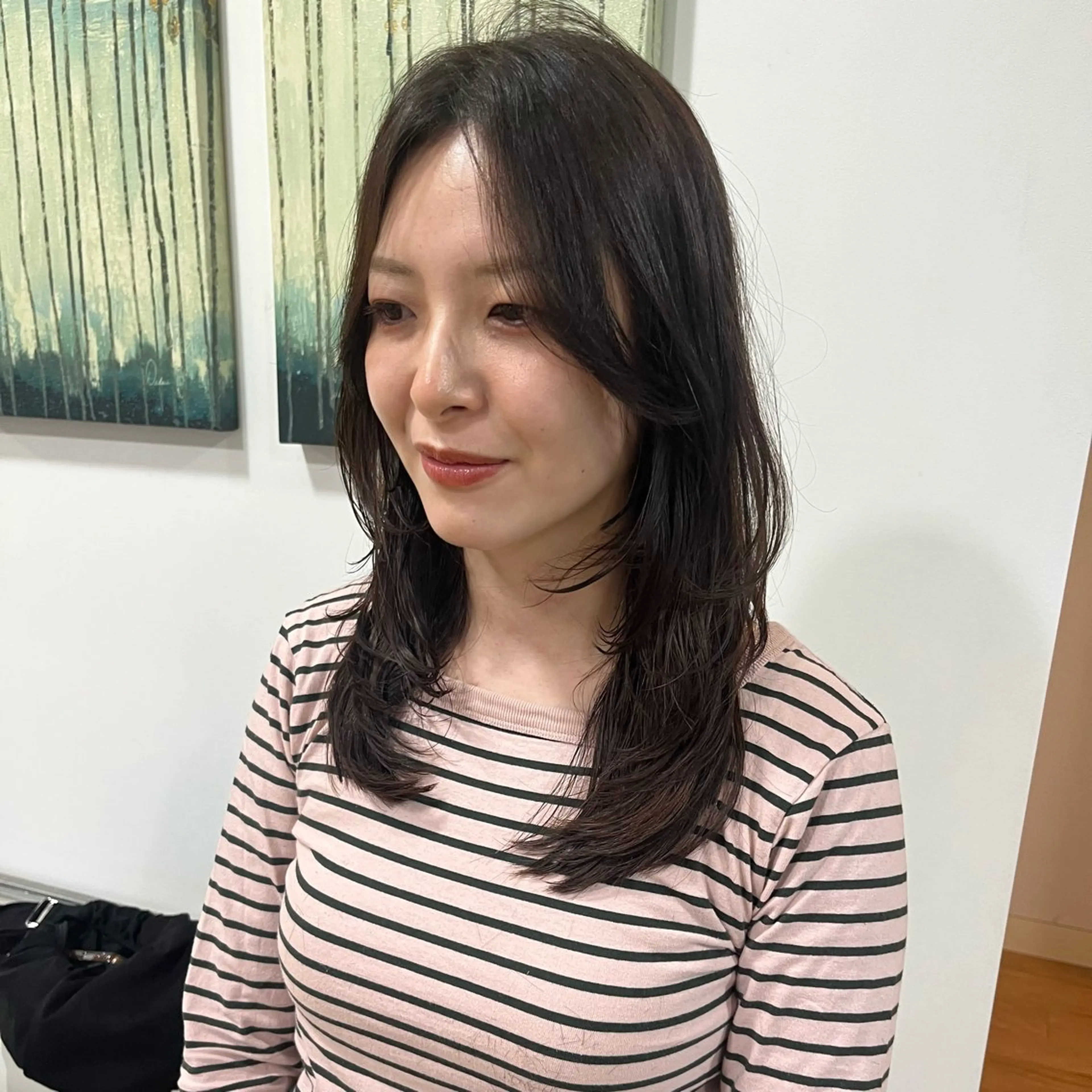 ロング レイヤーカット 宮成 佳歩のヘアスタイル