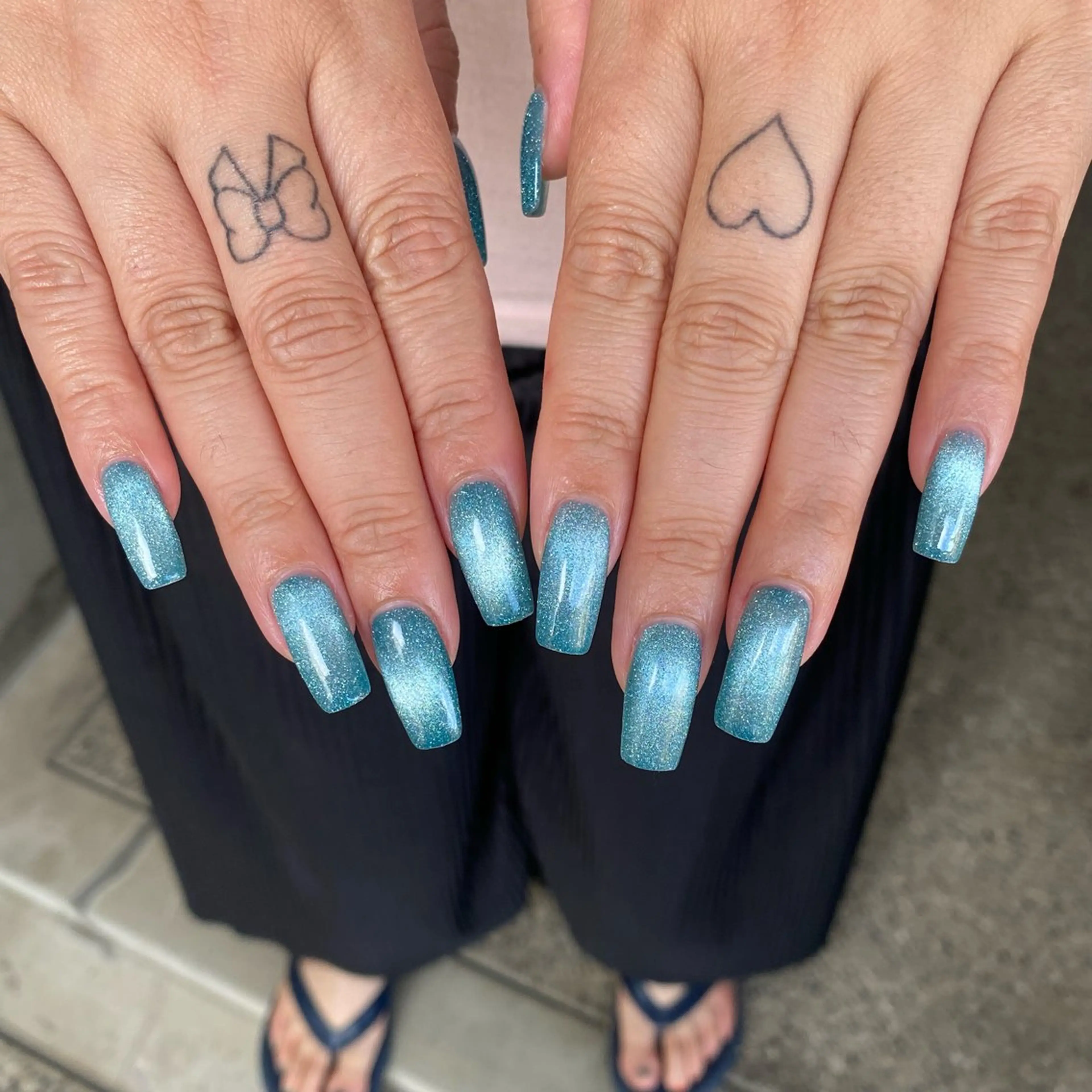 ネイル 長さ出し マグネットネイル 舞鶴 奈々美のネイルデザイン