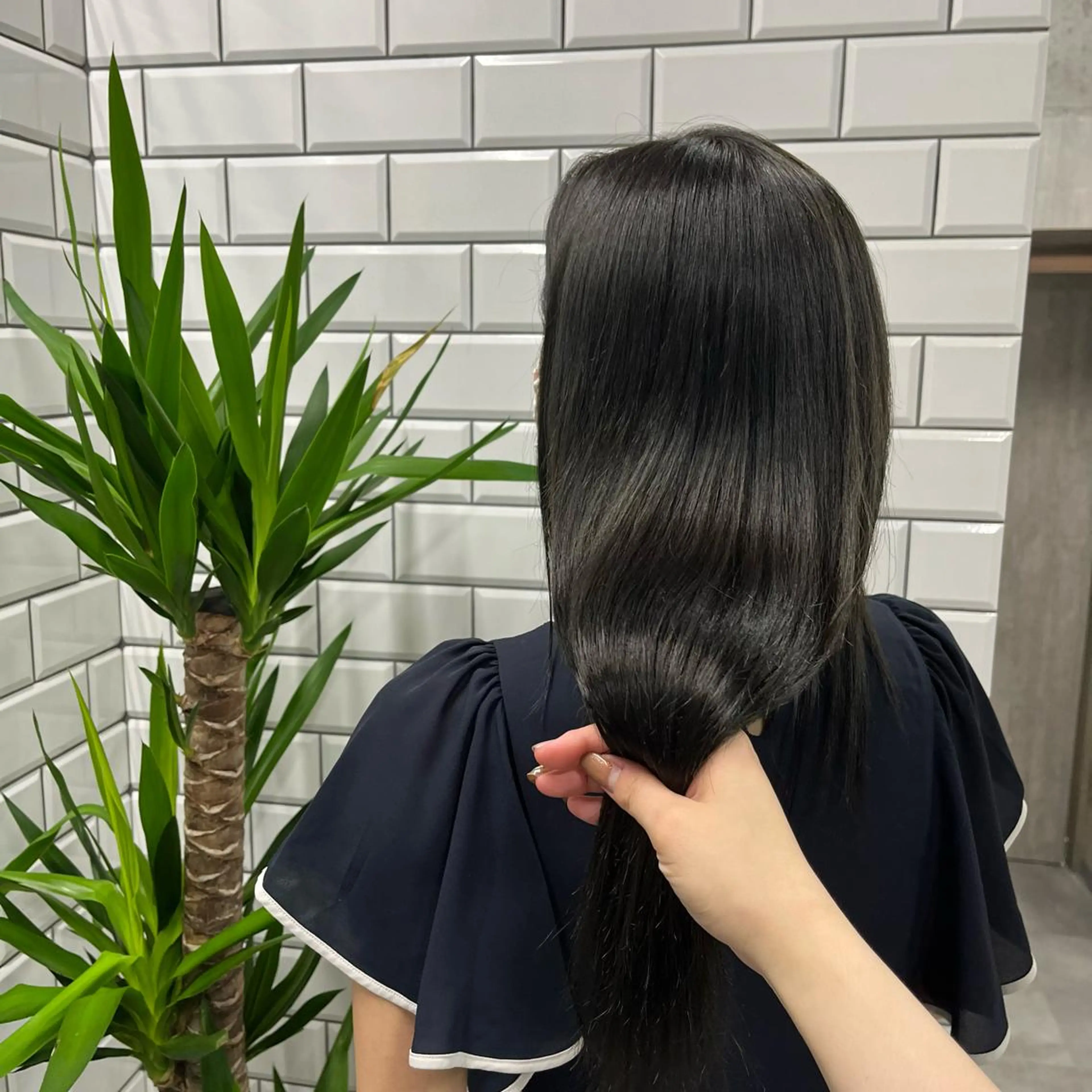 ロング カラー ヘアカラー トリートメント ヘッドスパ ヘアセット newi赤羽 HINATAのヘアスタイル