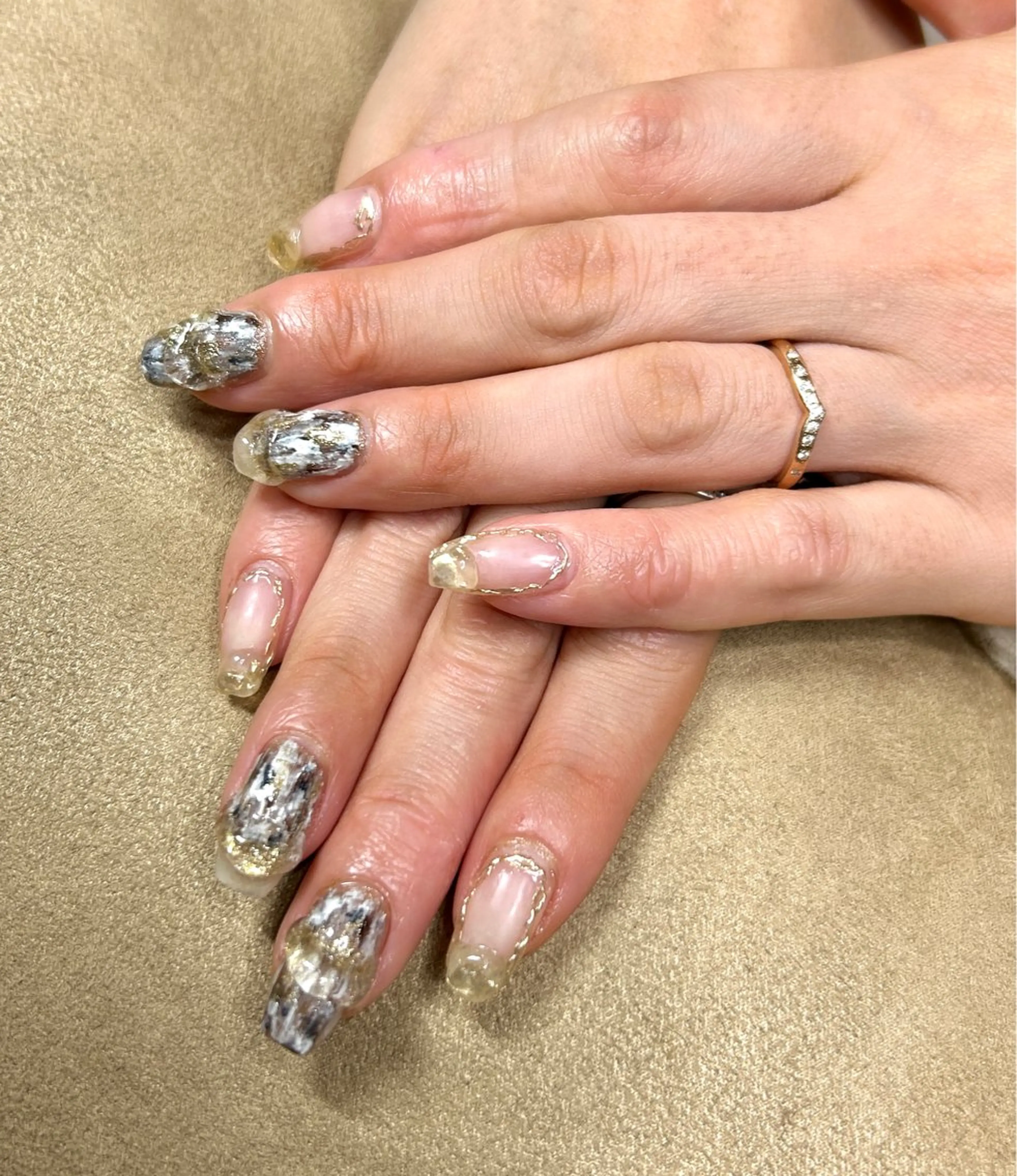 ネイル nailroom HARU.のネイルデザイン