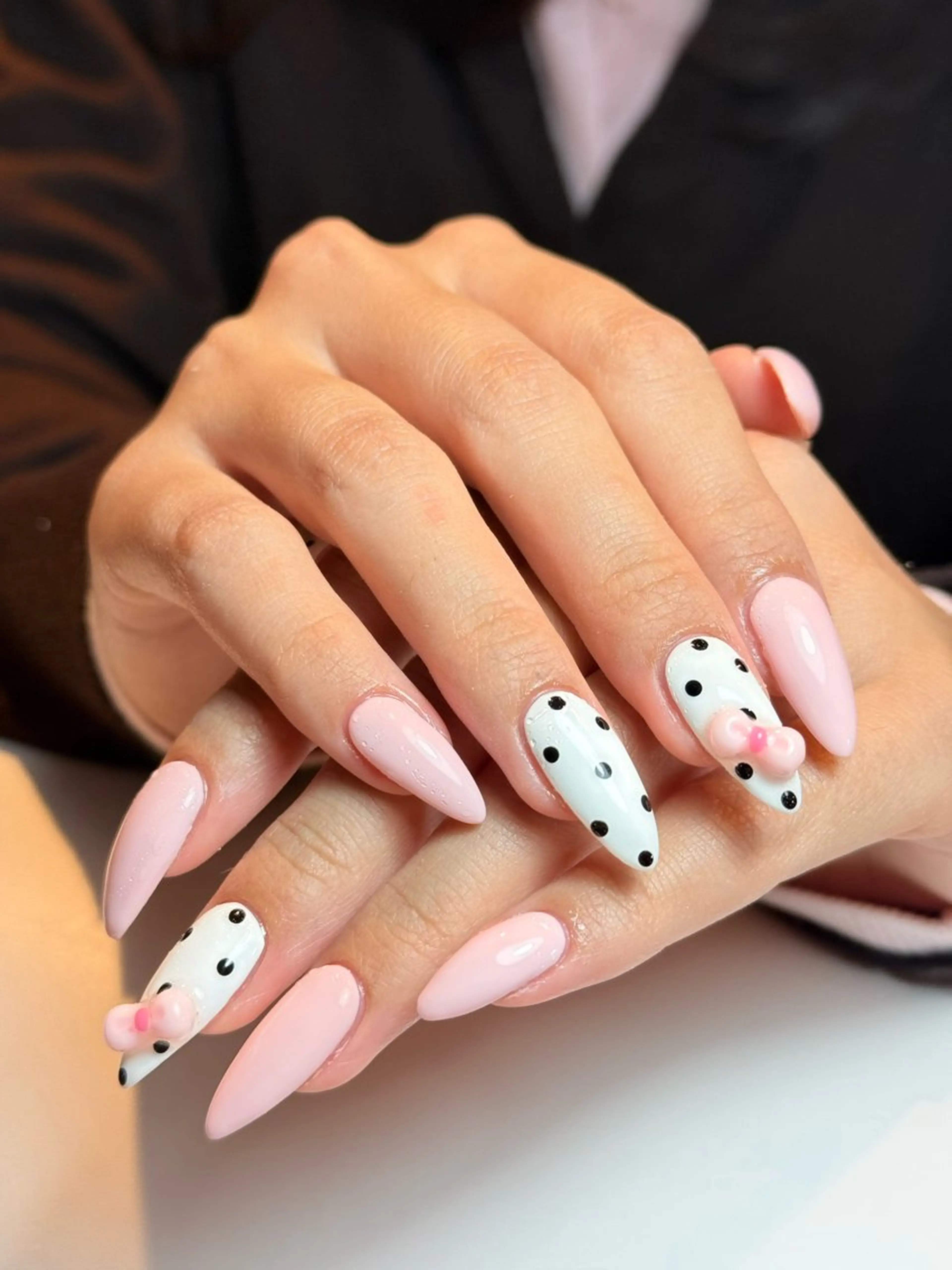 ネイル アートネイル チークネイル フレンチネイル グラデーション キラキラネイル ハンドネイル Risa_ Nailのネイルデザイン