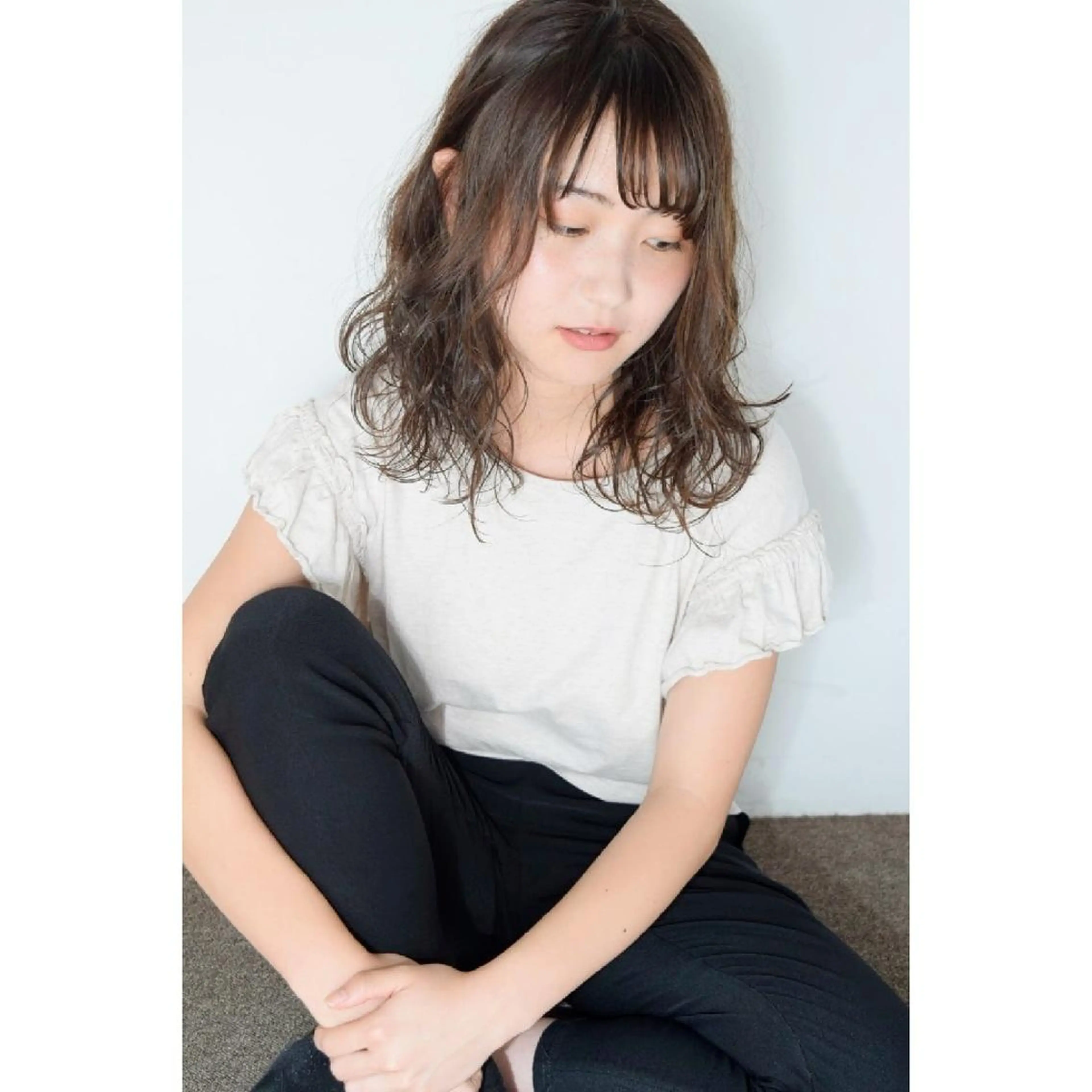 セミロング パーマ カラー みなみ ゆうすけのヘアスタイル