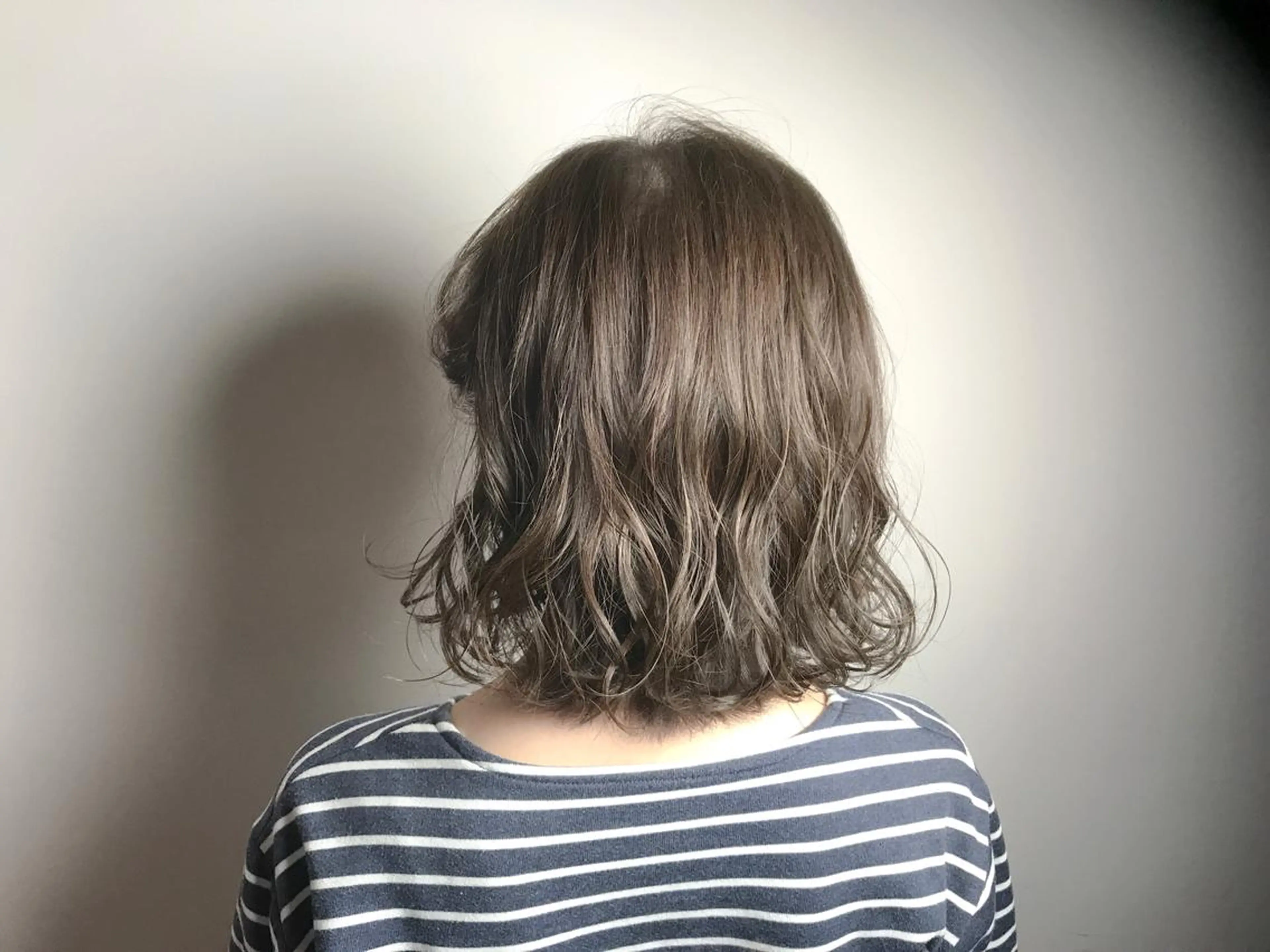 ミディアム カラー ショート/レイヤー なら石井知希のヘアスタイル