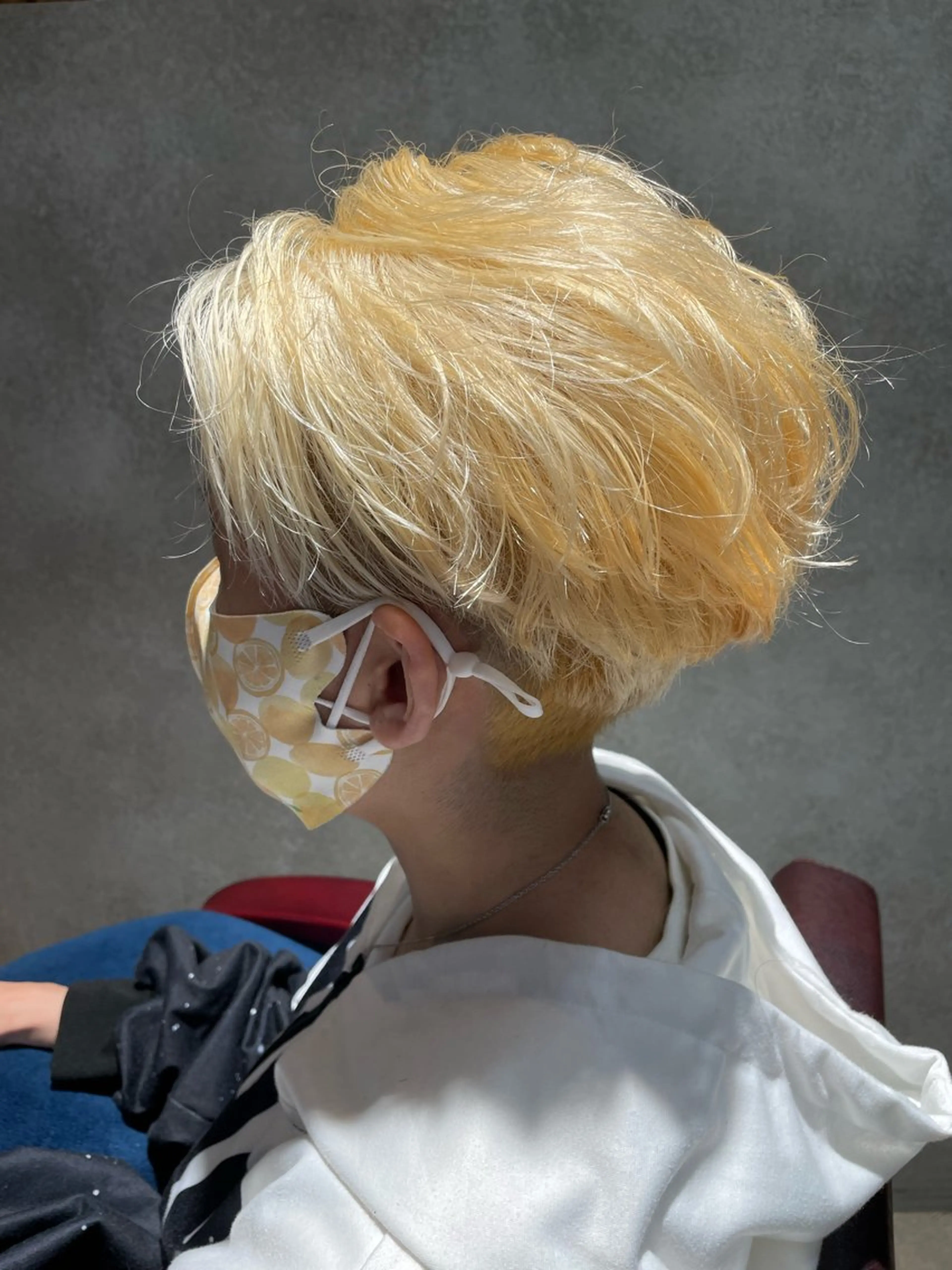 ショート カラー メンズ カット ヘアカラー 髪質改善✨透明感カラ ー🌈シエルブルーのヘアスタイル