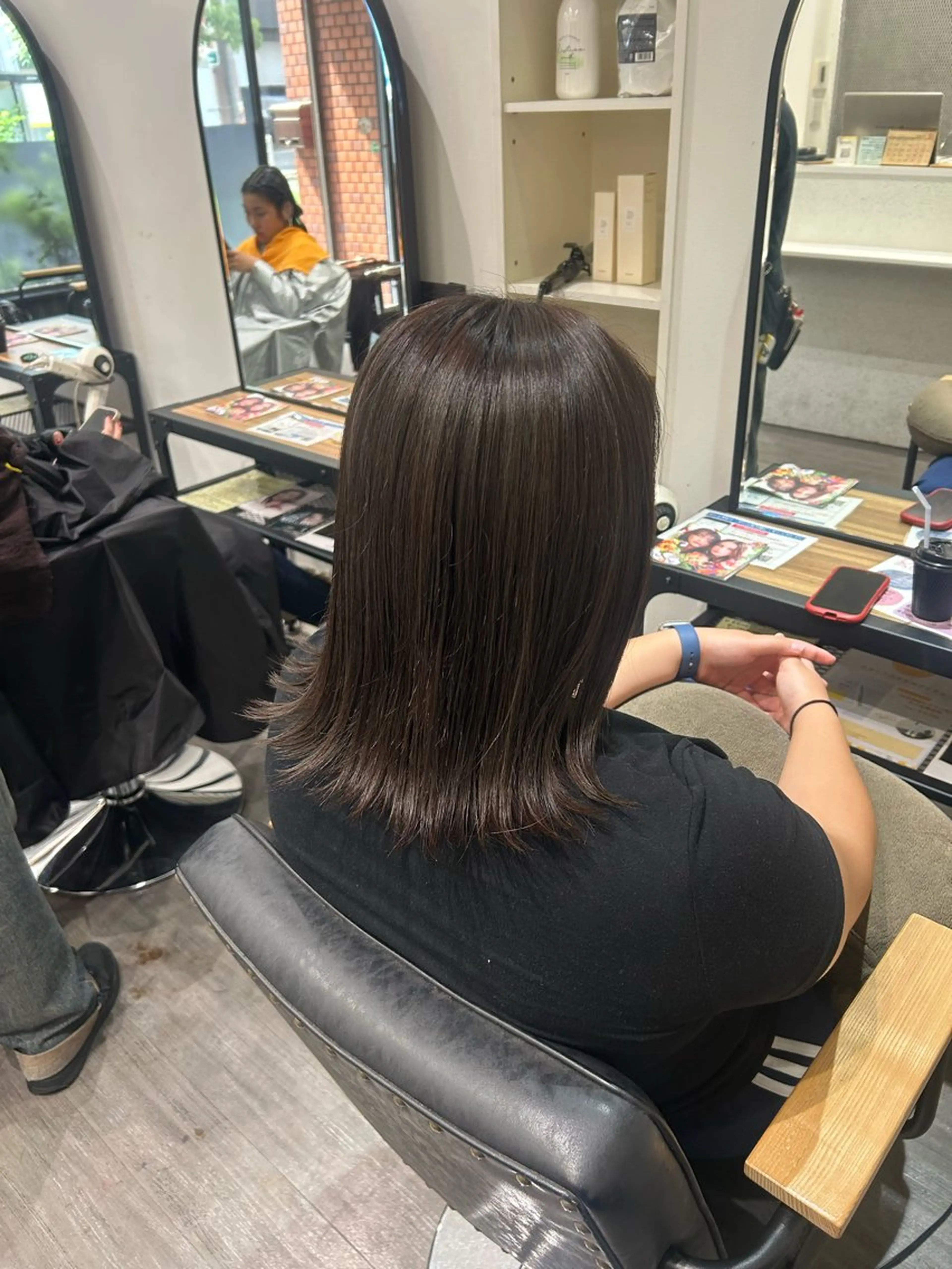 ミディアム カラー ヘアアレンジ 透明感カラー グレージュ オリーブグレージュ オリーブグレー cocotte 💟草間紫音💟のヘアスタイル