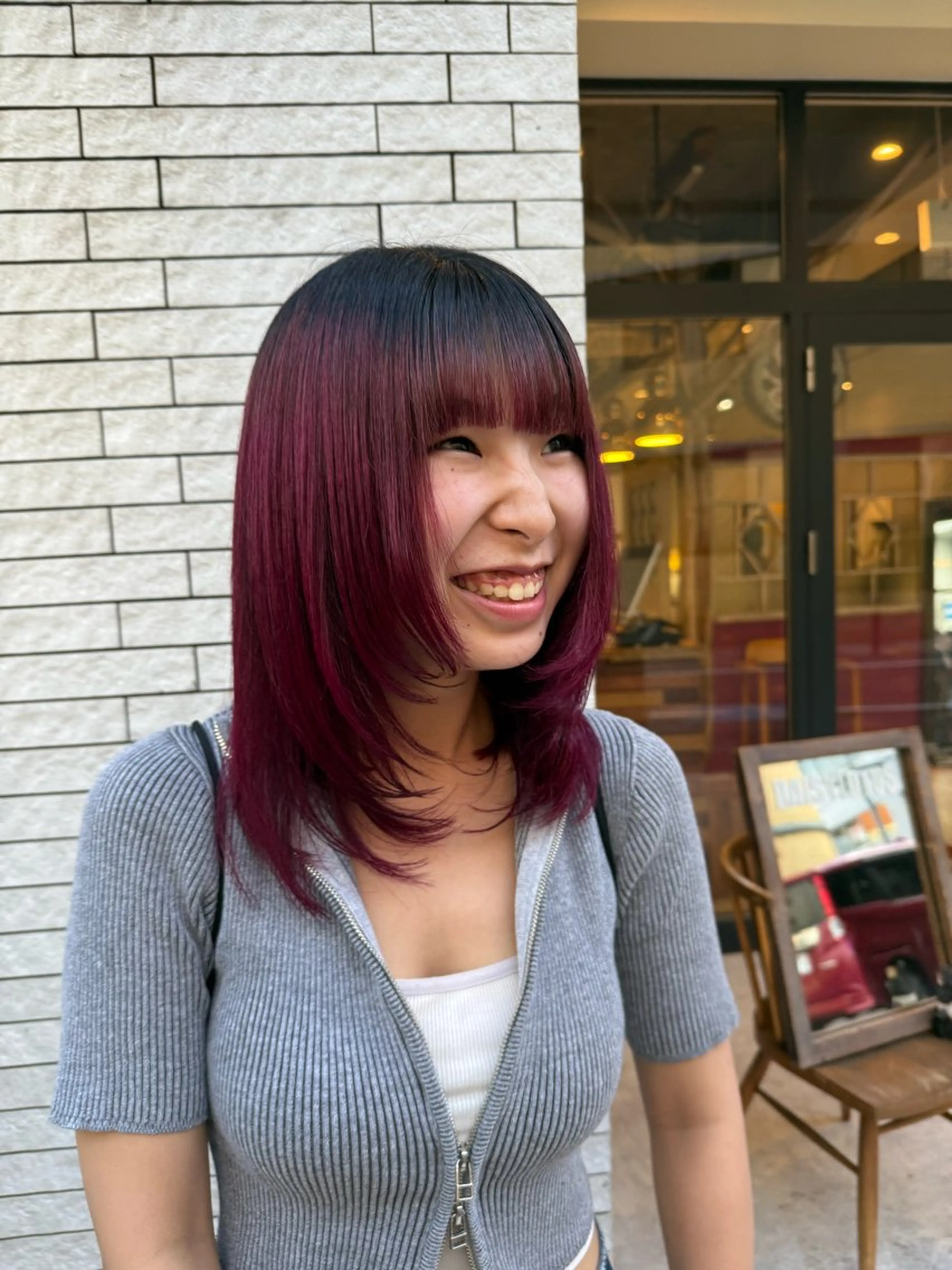 カラー ma naのヘアスタイル