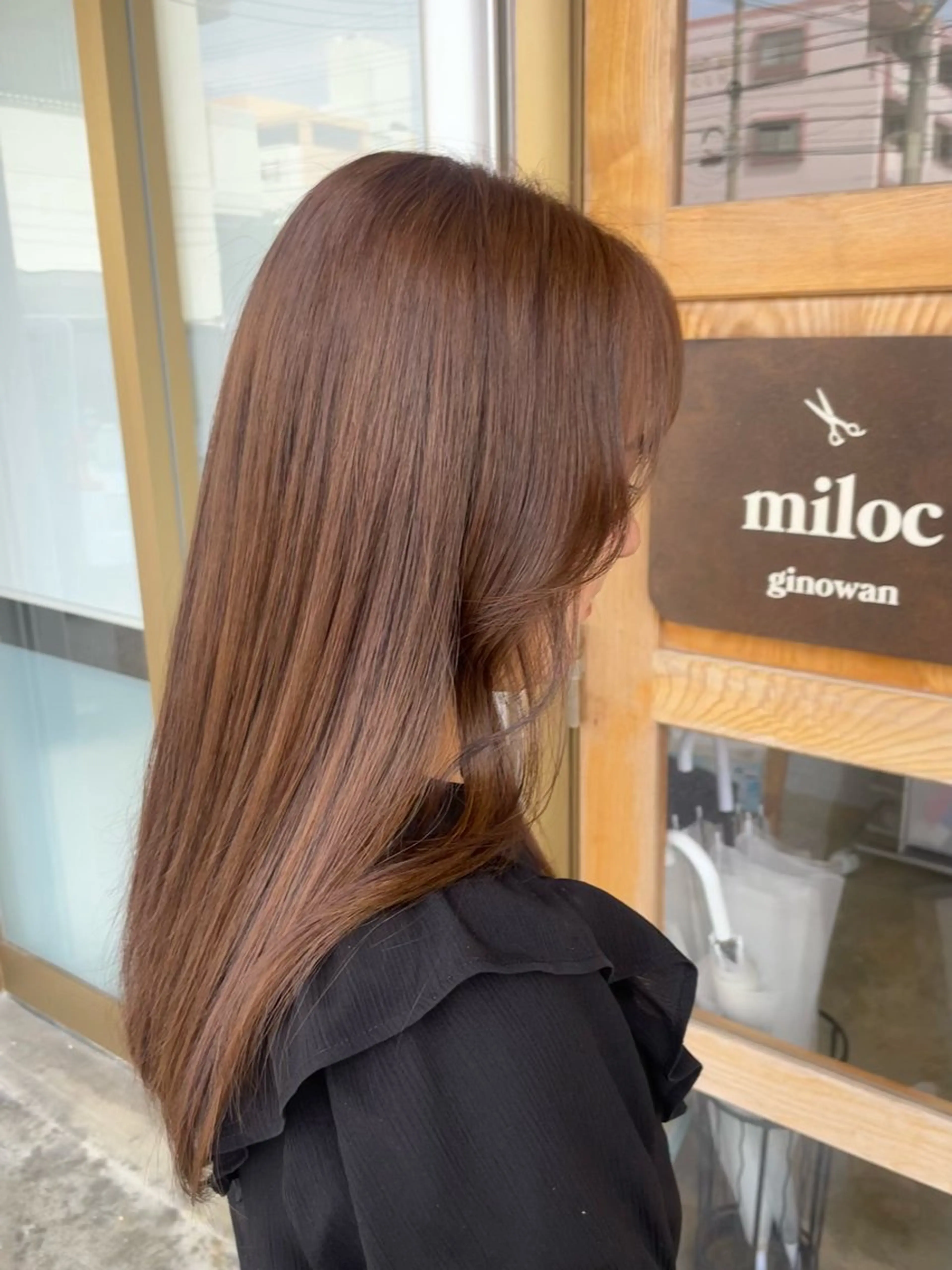 カラー miloc himekaのヘアスタイル