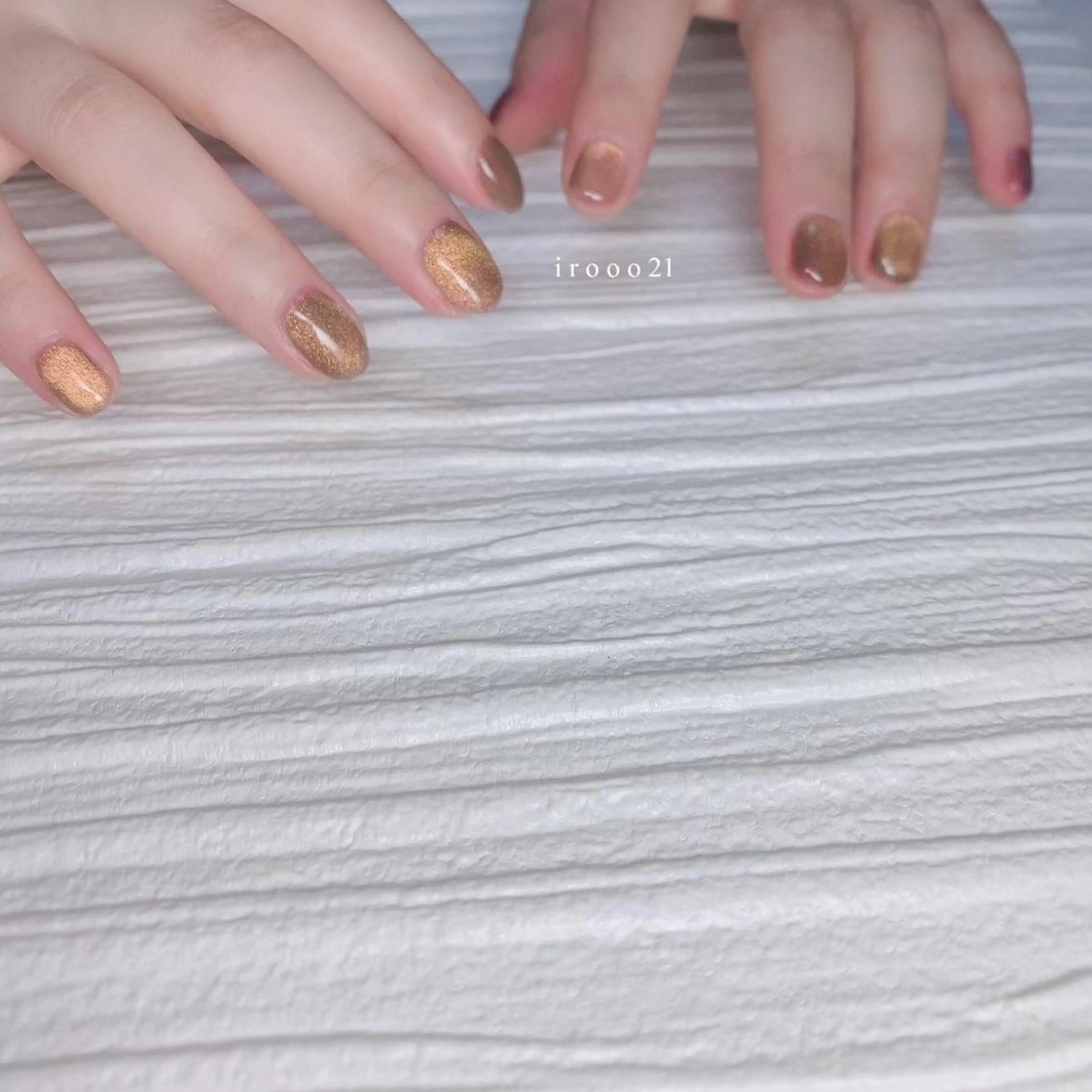 ネイル マグネットネイル マグネットワンカラー ワンカラーネイル ショートネイル ハンドネイル irooo 21のネイルデザイン