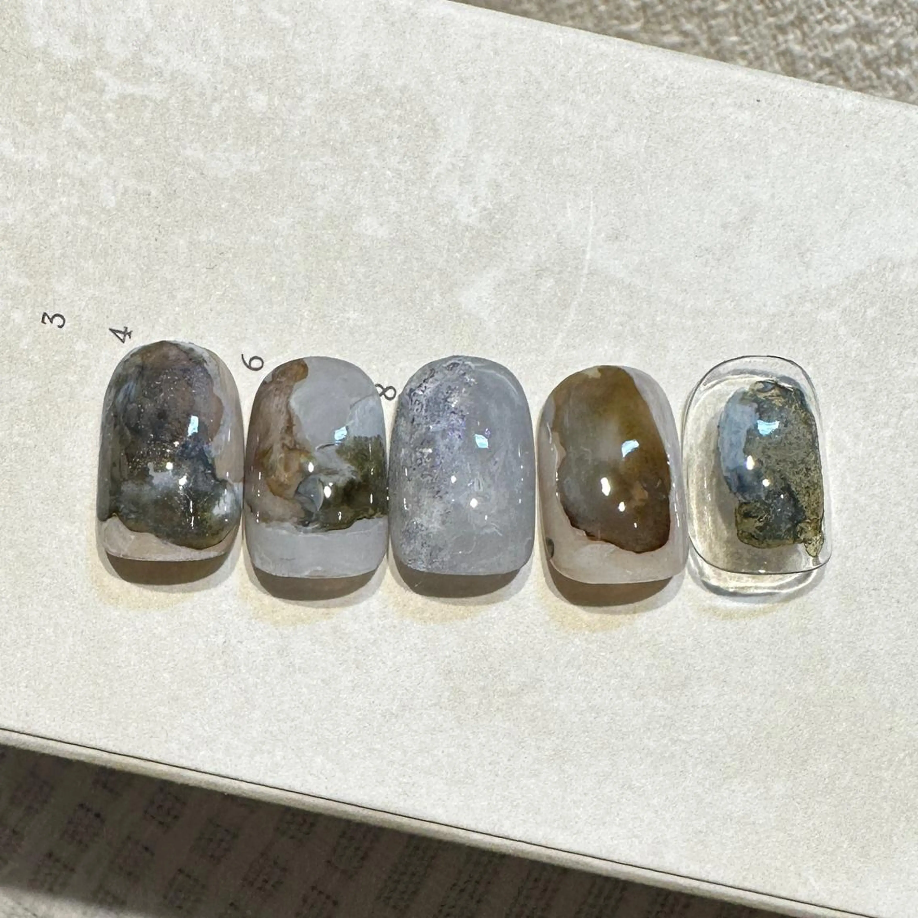 ネイル ハンドネイル anna padoのネイルデザイン