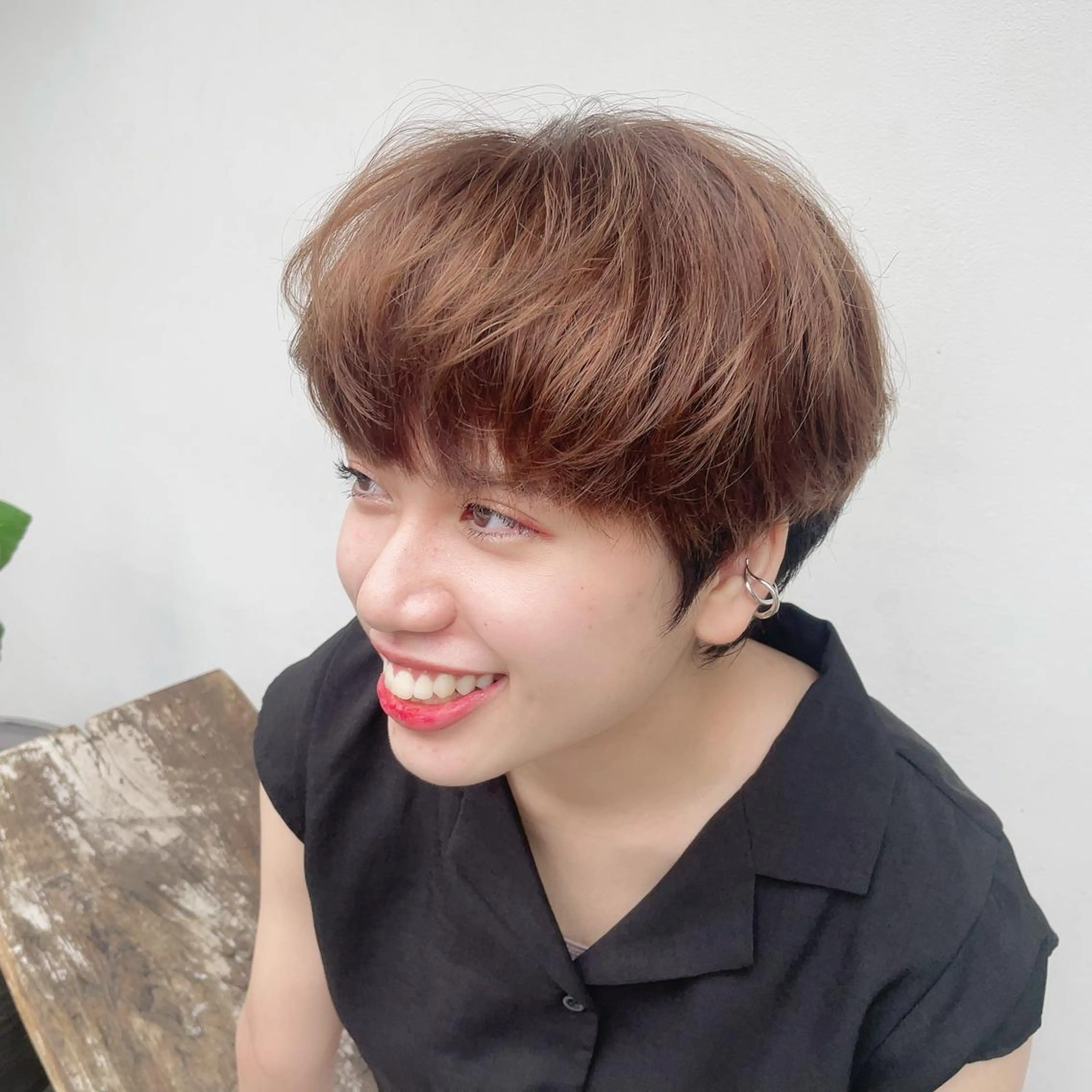 ショート 伊熊 美砂のヘアスタイル