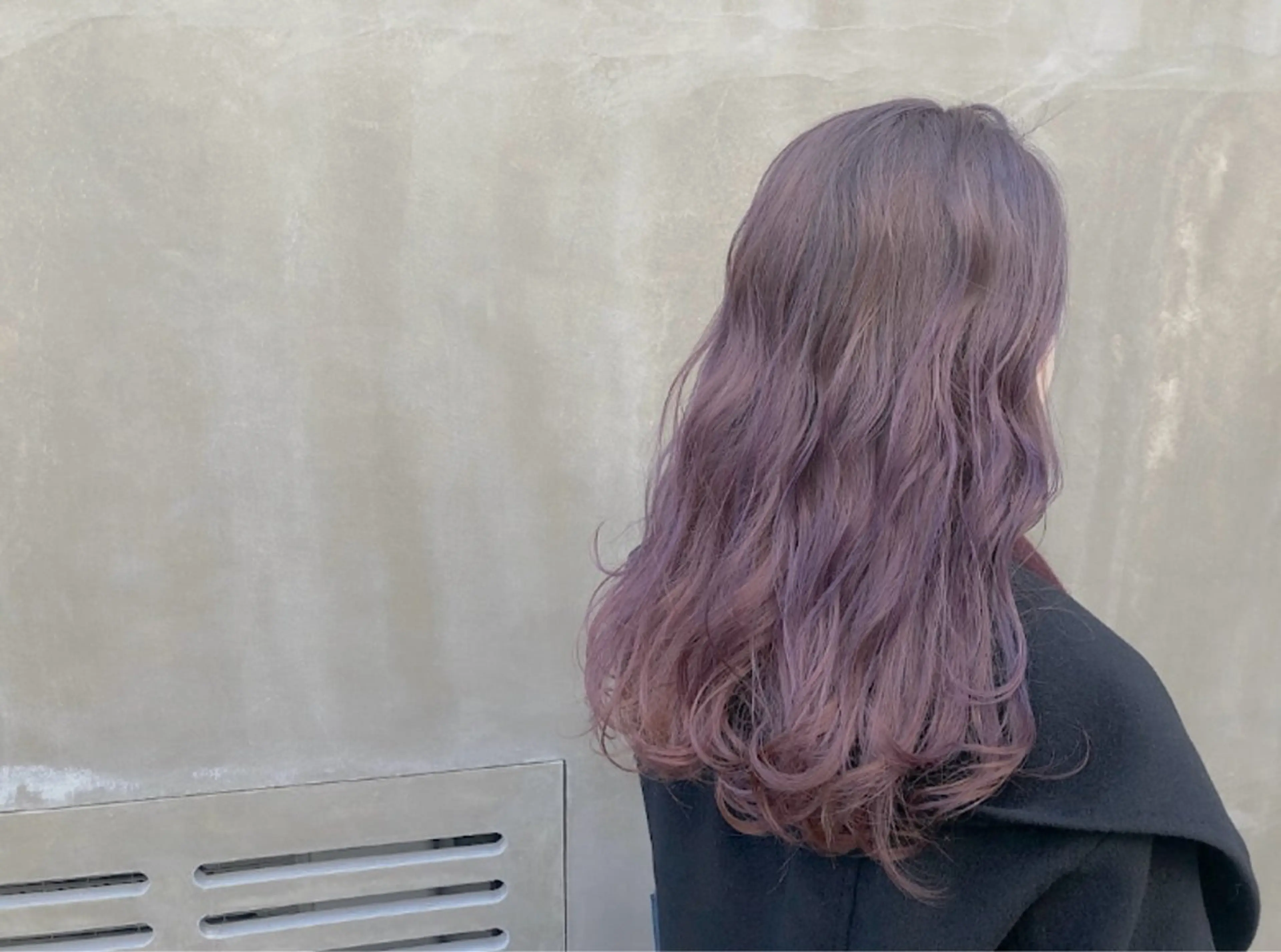 セミロング カラー かわの ひとしのヘアスタイル