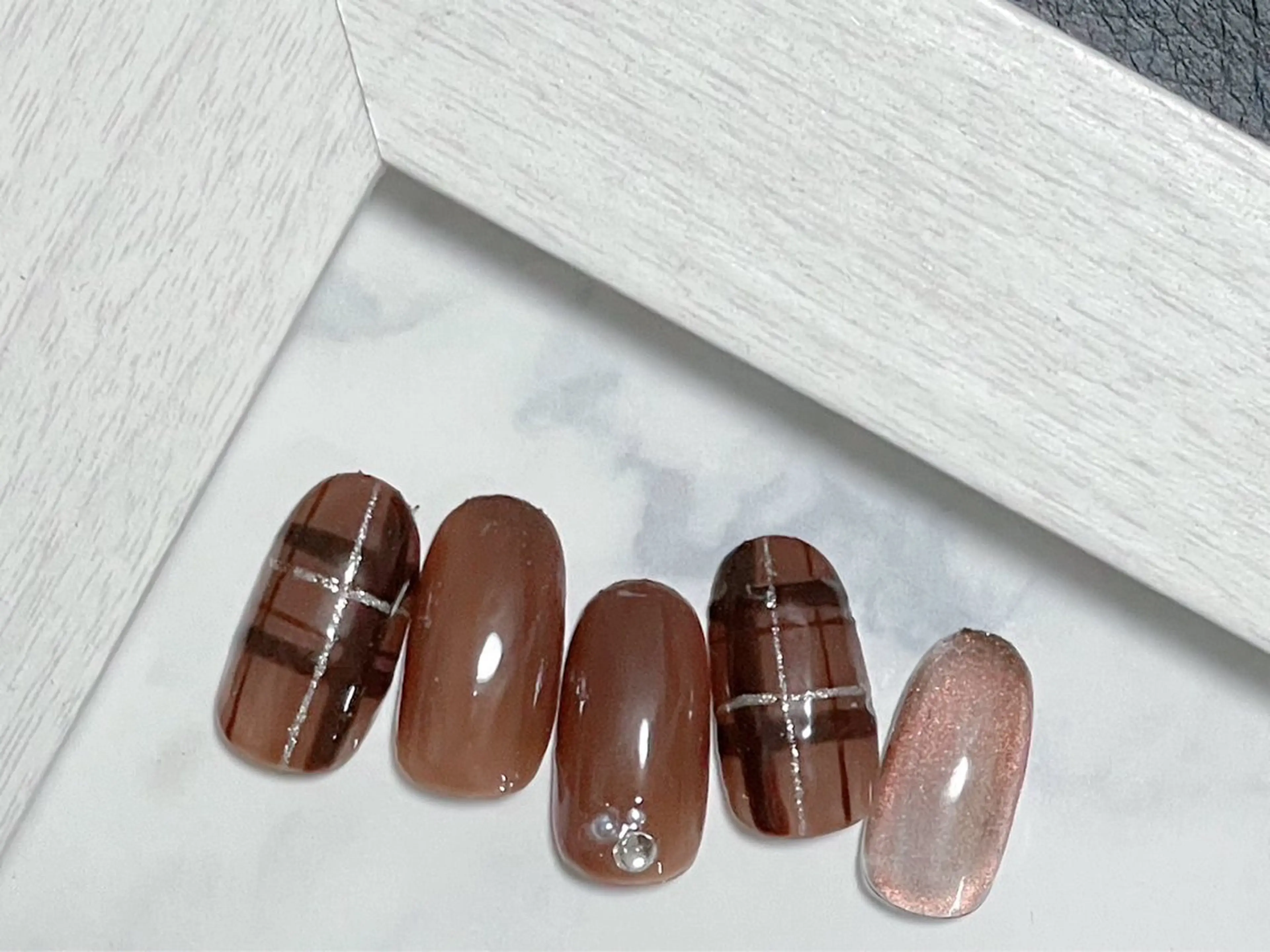 ネイル ジェルネイル 韓国ネイル メンズネイル パラジェル バレンタイン kiki nail たまプラーザのネイルデザイン