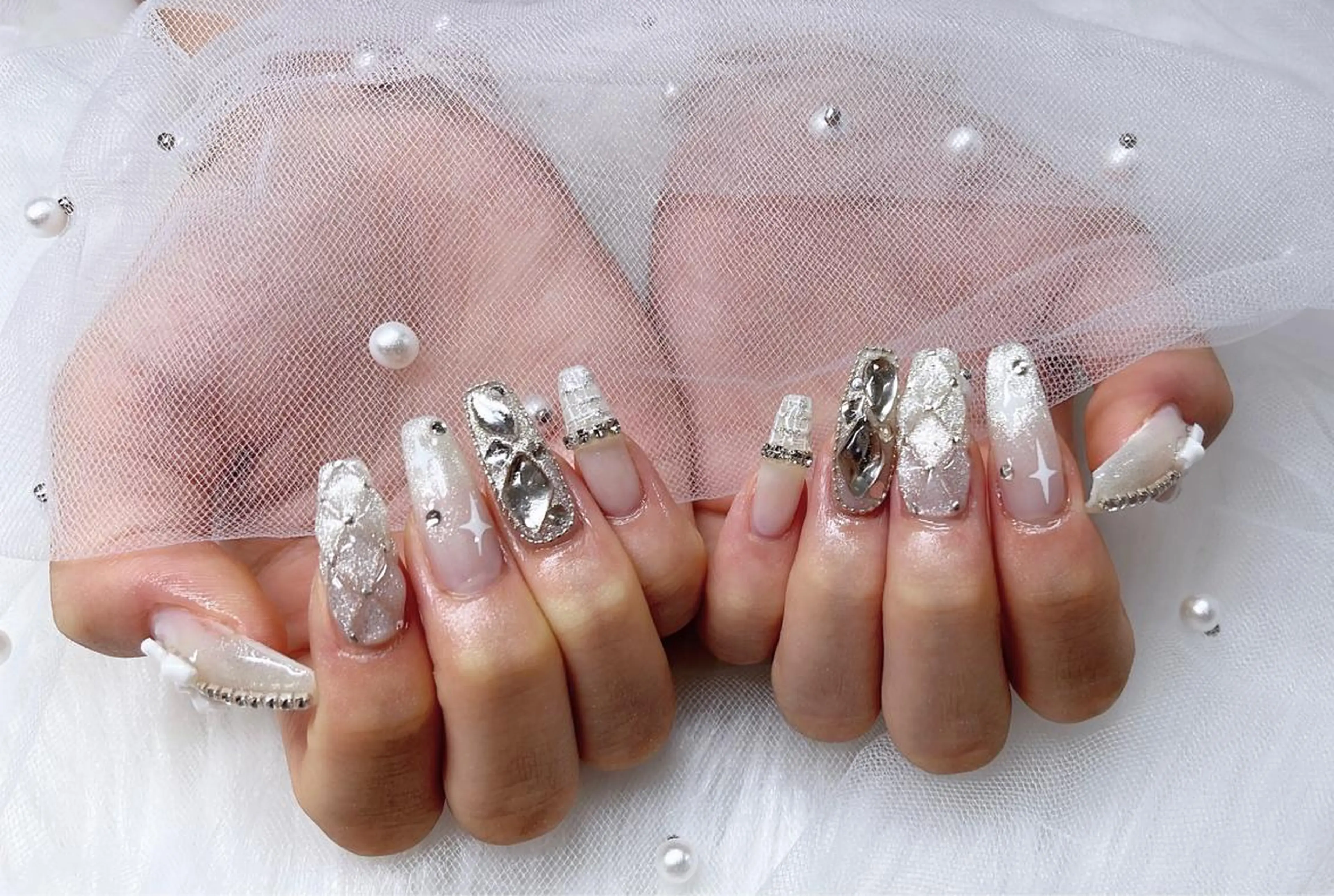 ネイル ハンドネイル ハンドケア COCO ネイルのネイルデザイン