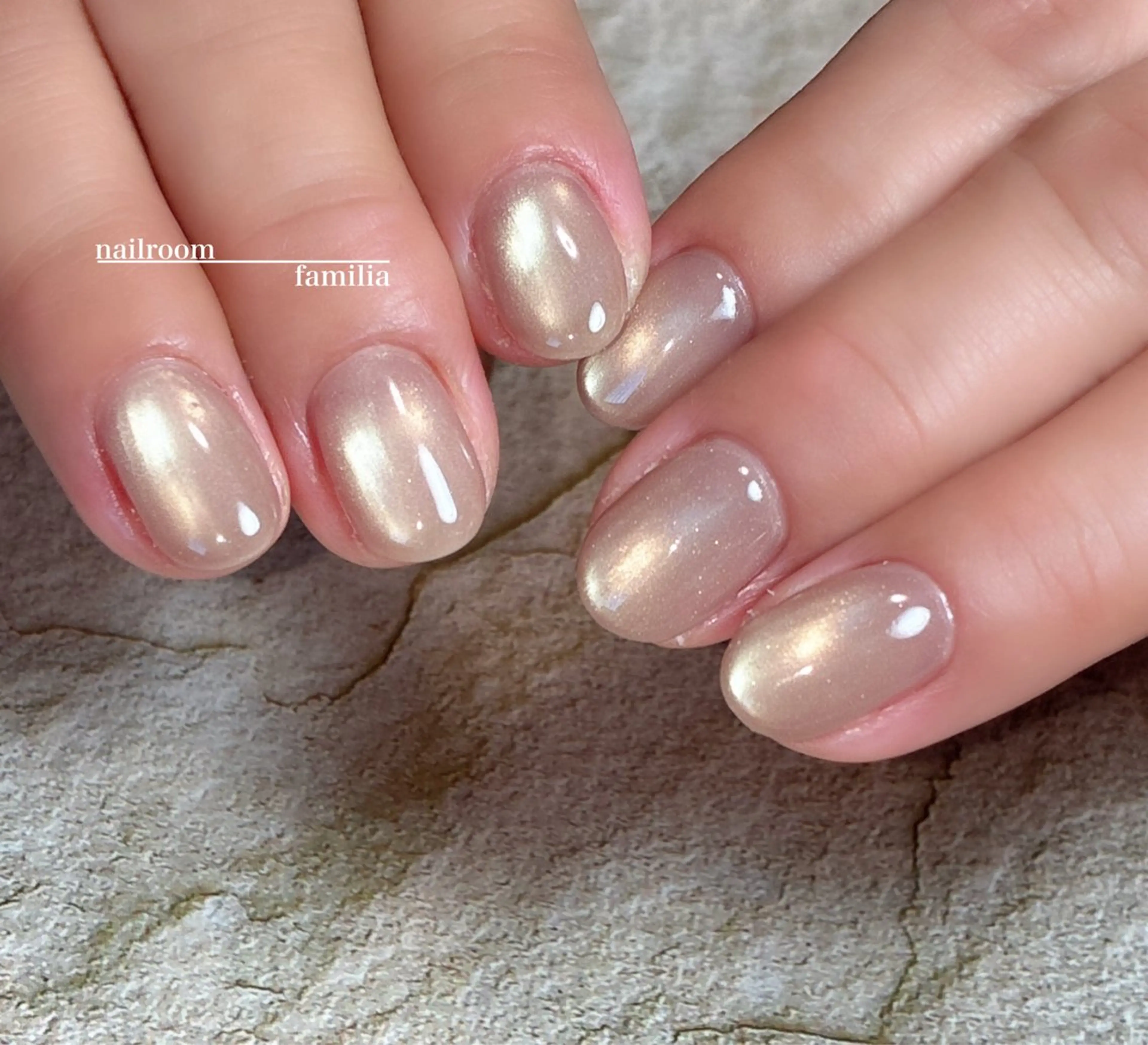 ネイル ハンドネイル -nailroom- familiaのネイルデザイン