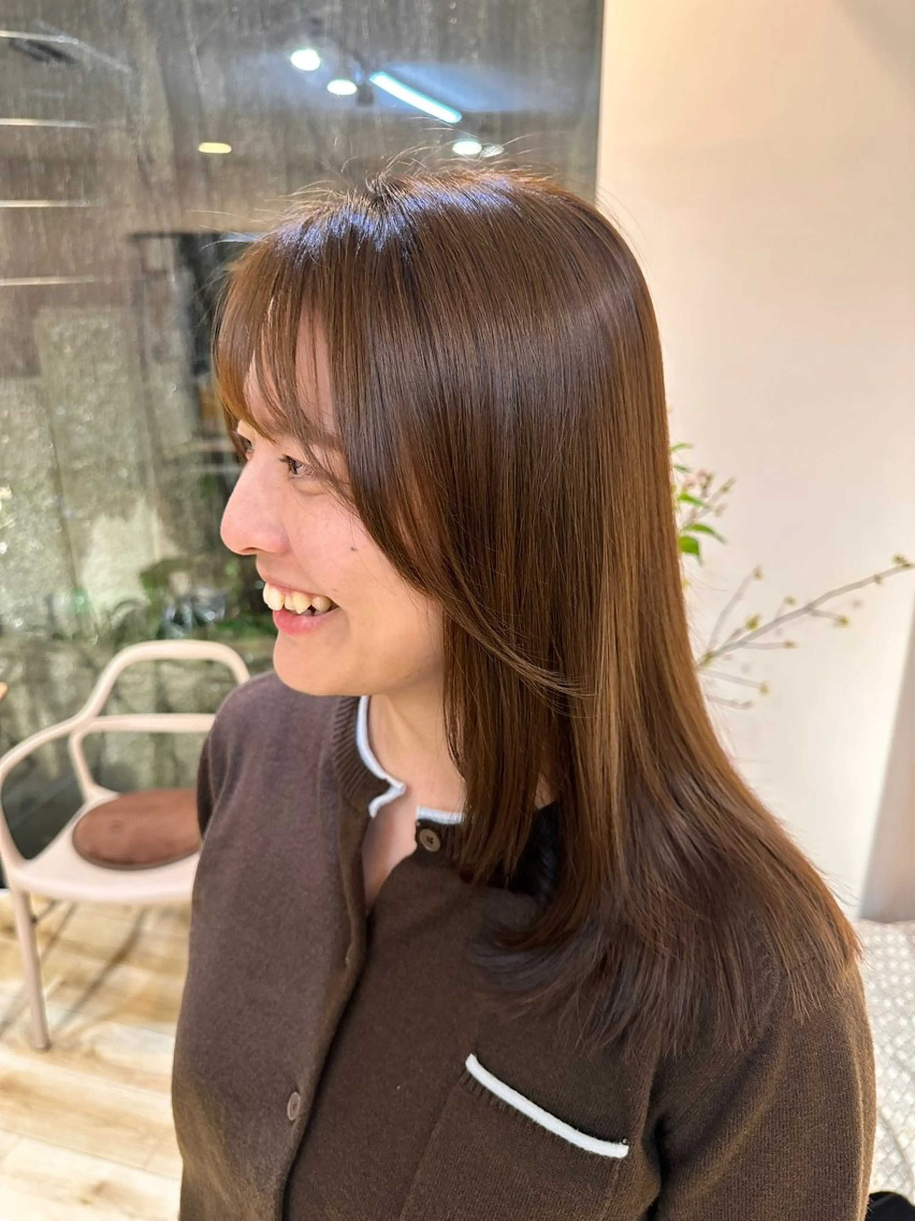 ロング 吉崎 明日香のヘアスタイル