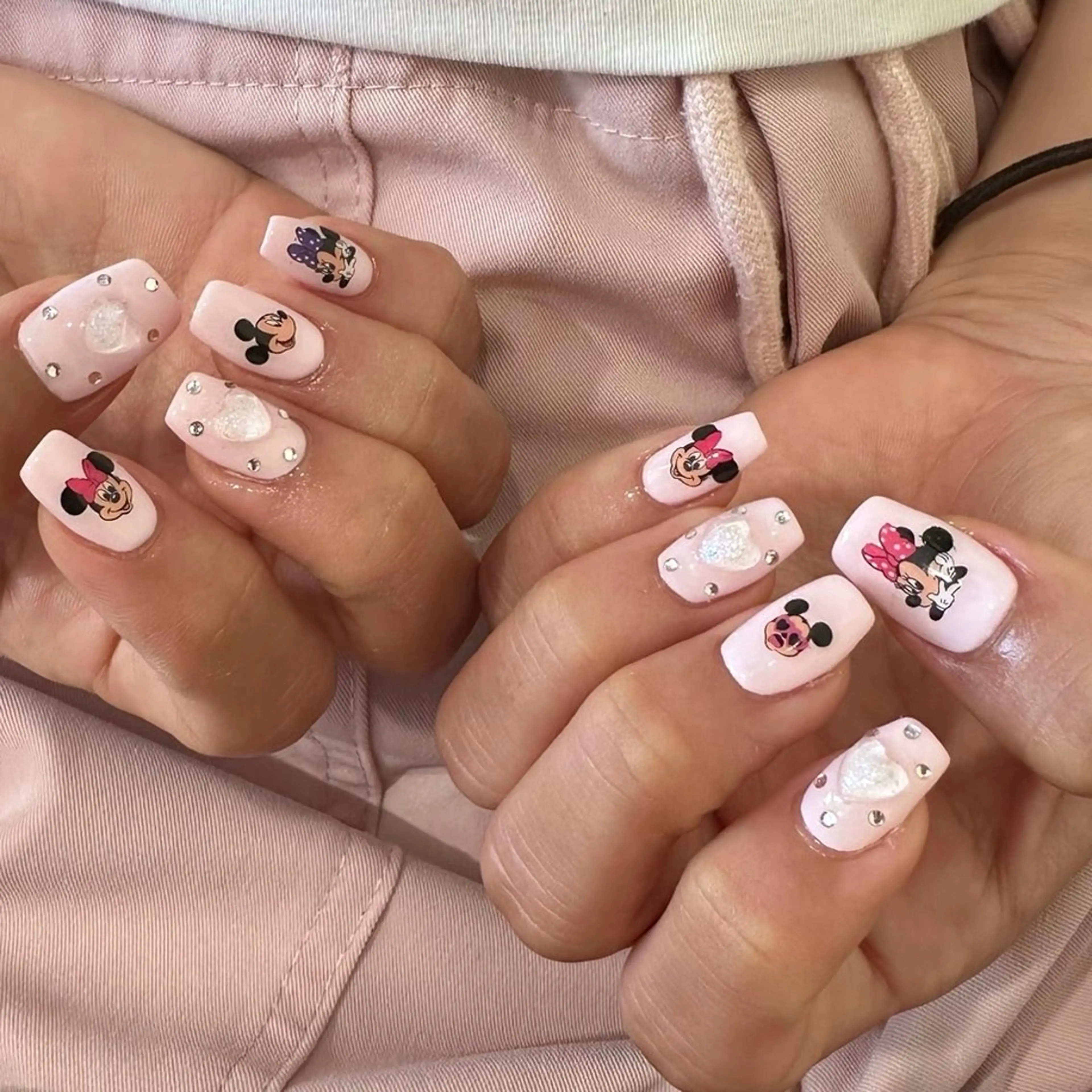 ネイル 持ち込み ハンドネイル 椎葉 麻里矢のネイルデザイン