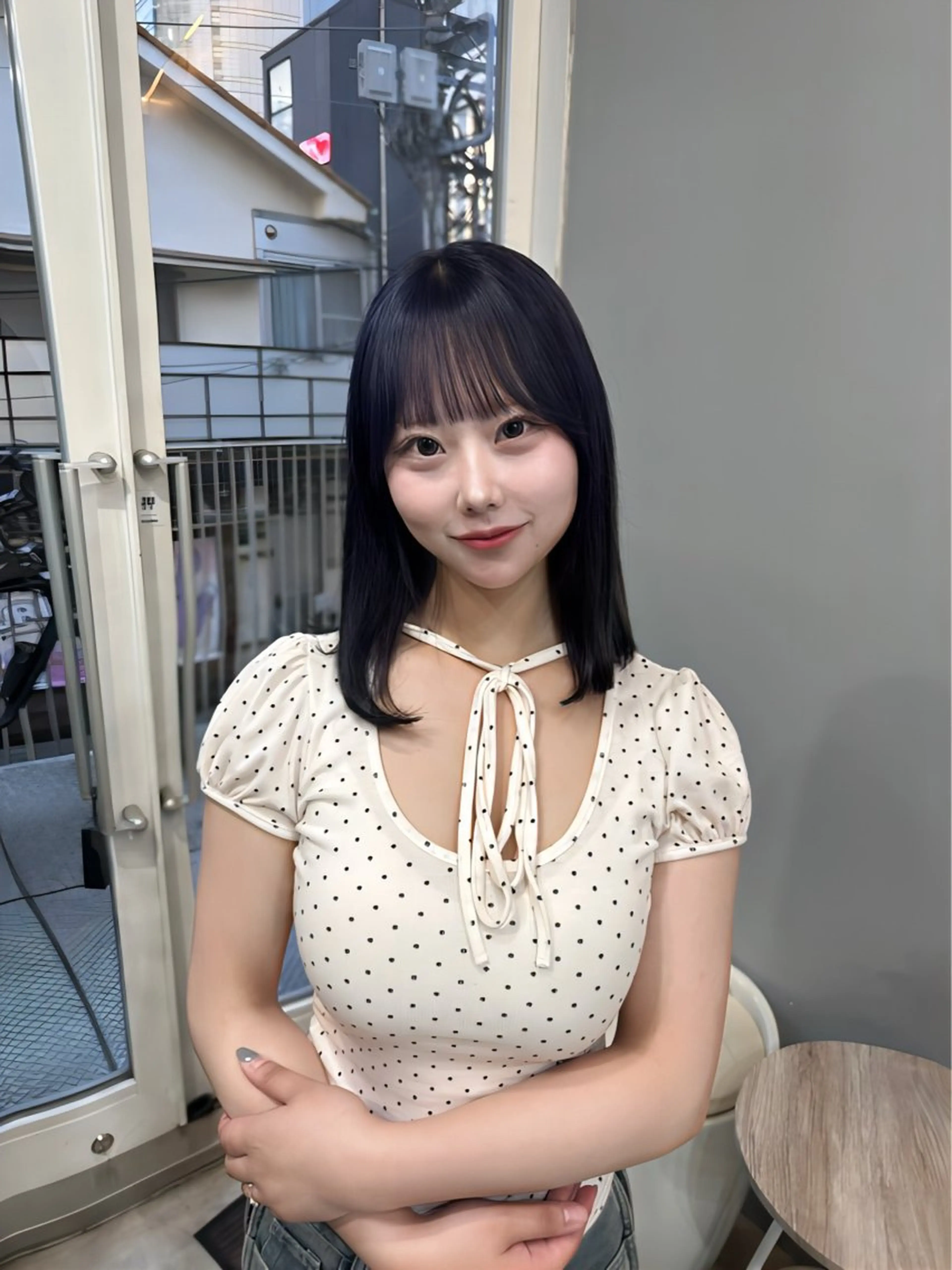 ミディアム カット ヘアカラー トリートメント 🩶ブリーチ/ レイヤー🩶フミカのヘアスタイル