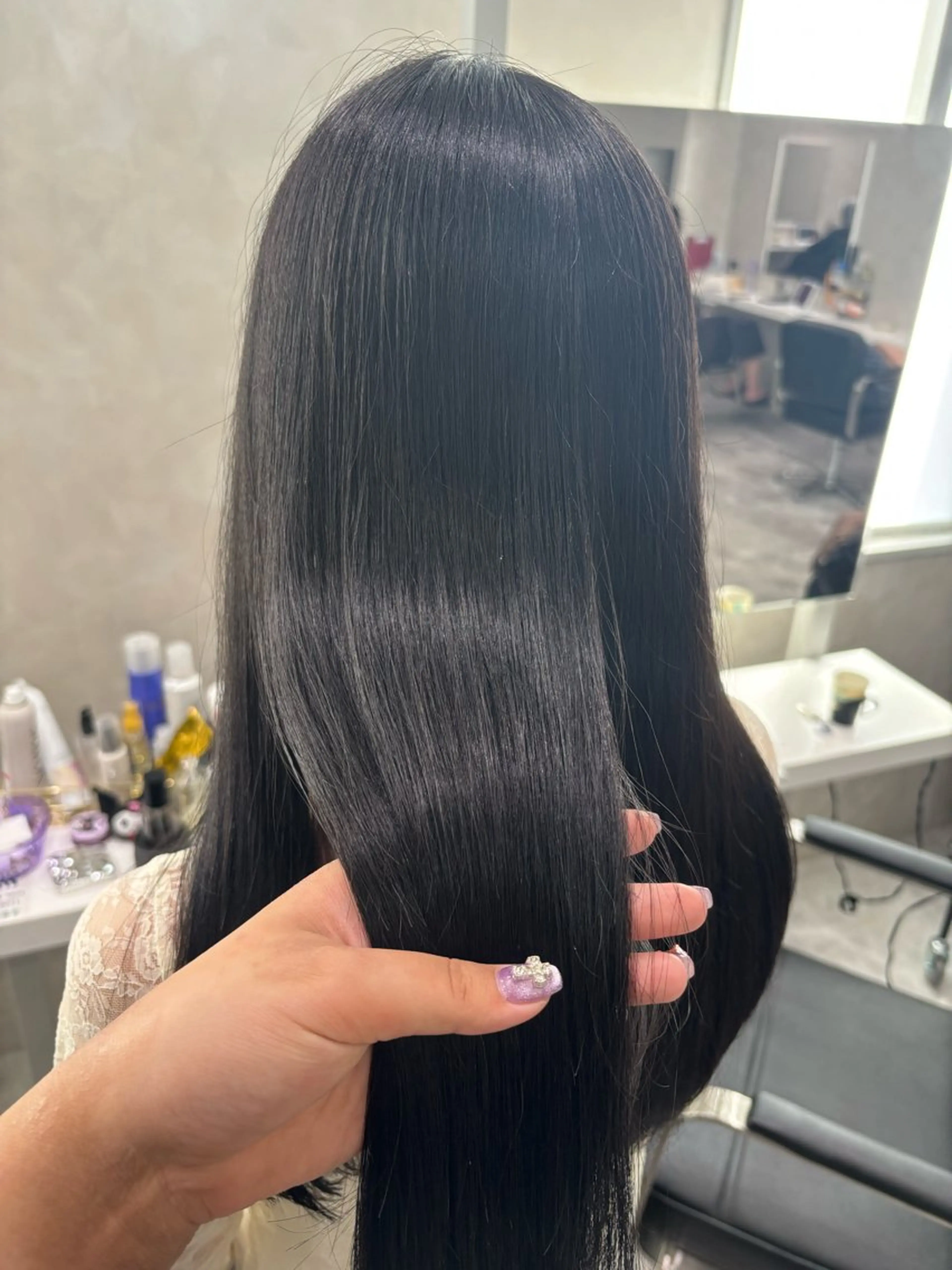 ロング カラー 透明感カラー トリートメント SOYON豊田市駅店所属・ブリーチ🥣⌇ケア⌇ 🎨mana🎀のヘアスタイル