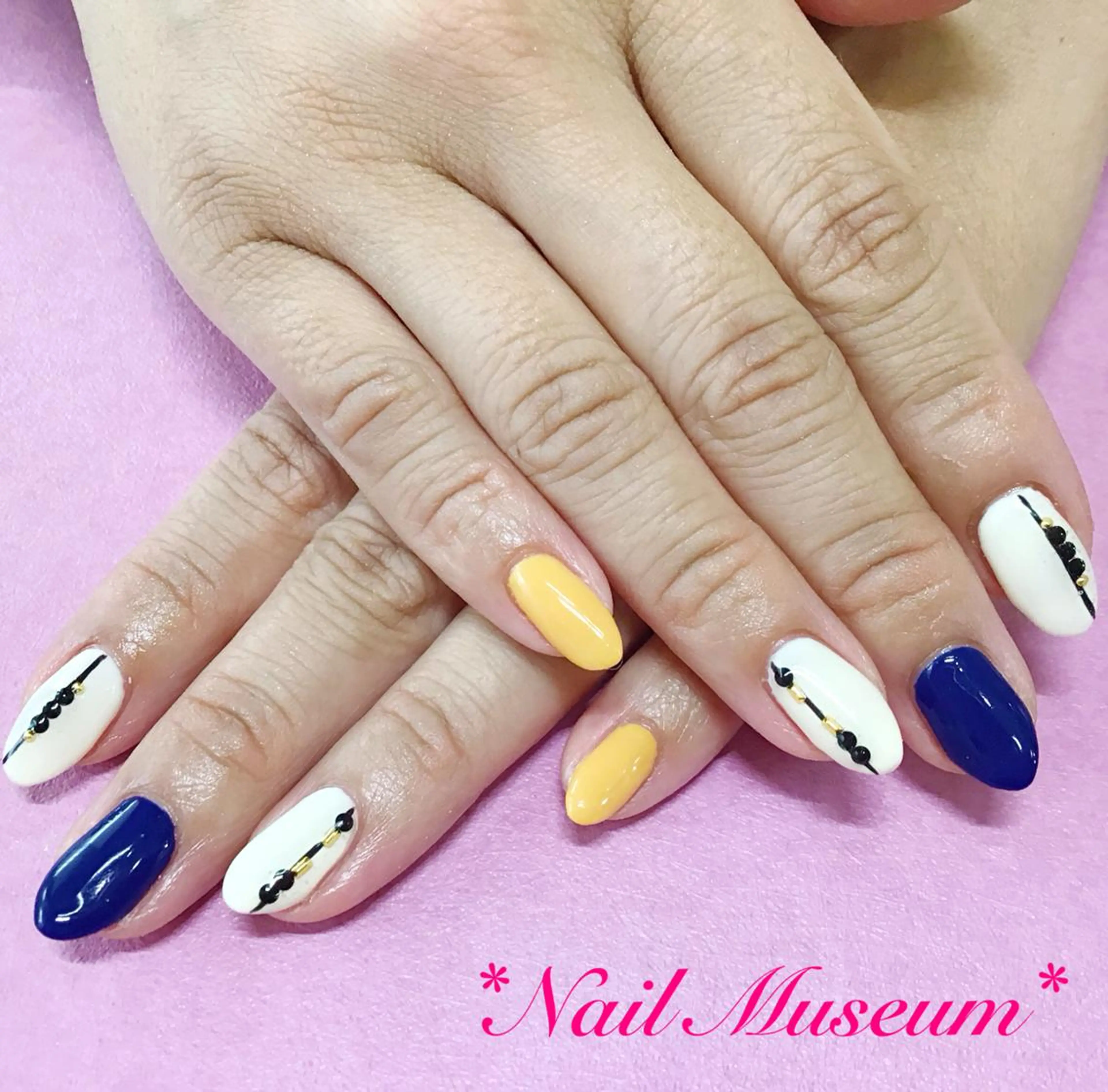 ネイル アートネイル フットネイル フレンチネイル ジェルネイル ハート マグネットネイル💛 Hayakawaのネイルデザイン