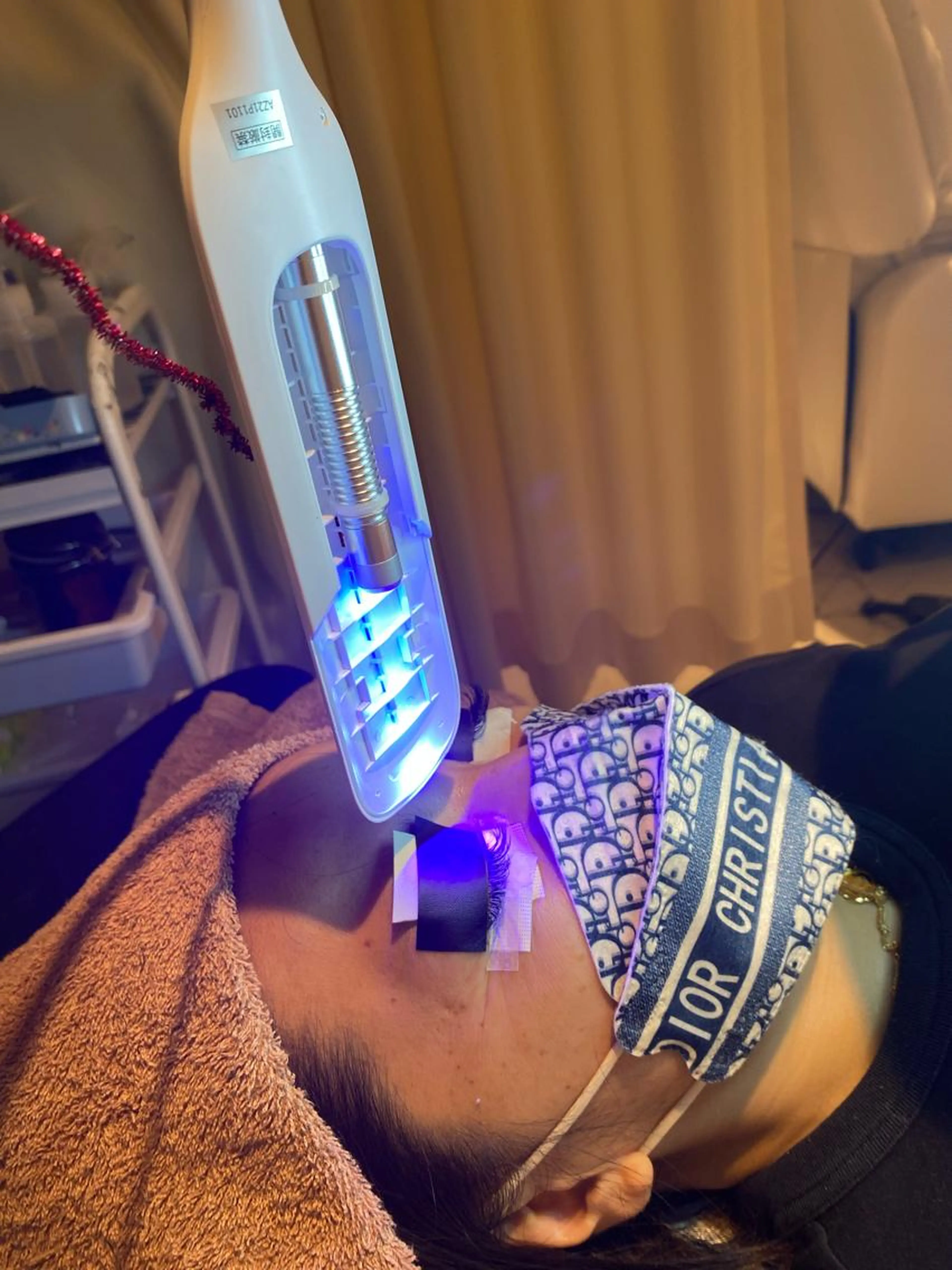 最新技術🔥LEDエクステ✨シングル100本の写真