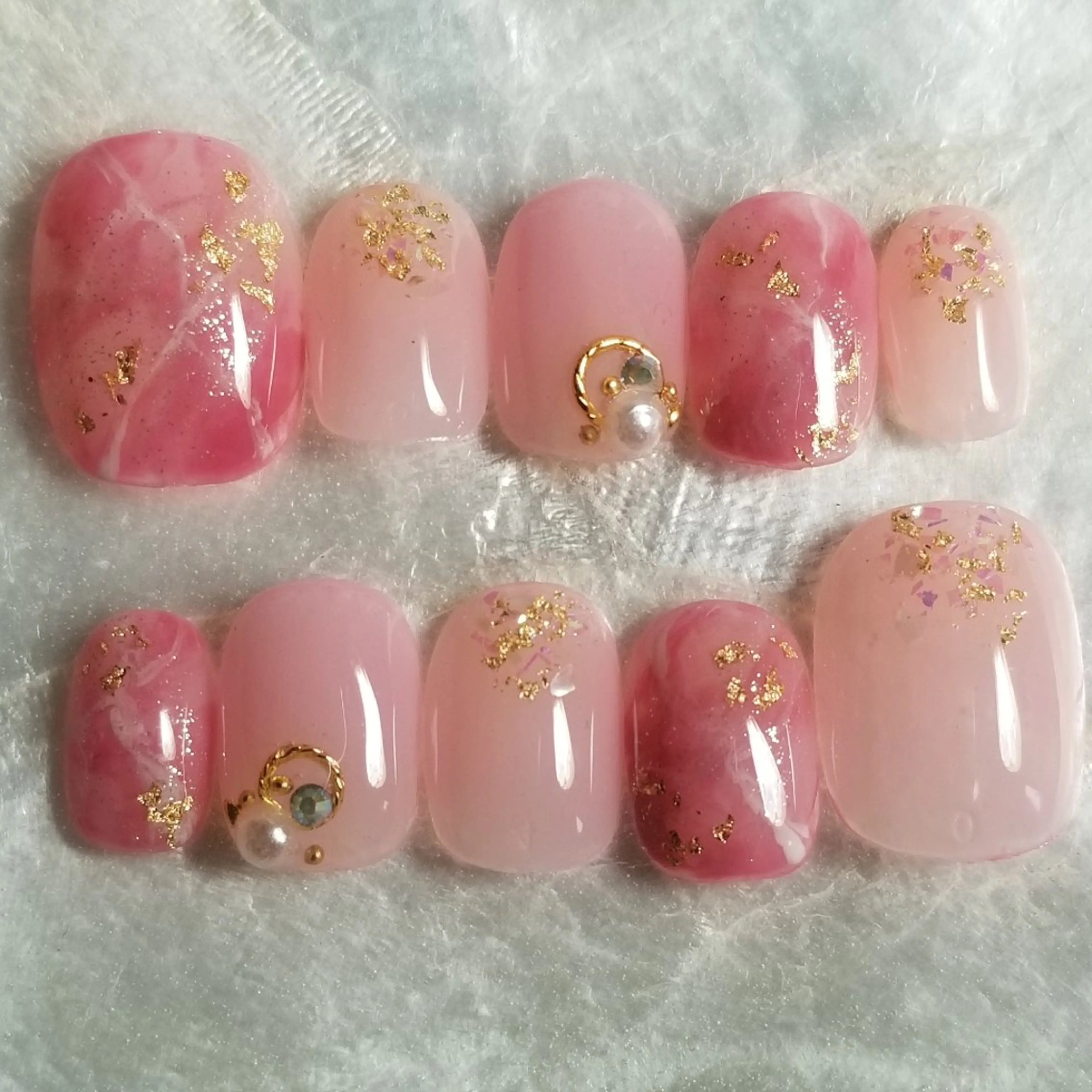 ネイル ピンク renanail 〜隠れ家サロン〜のネイルデザイン