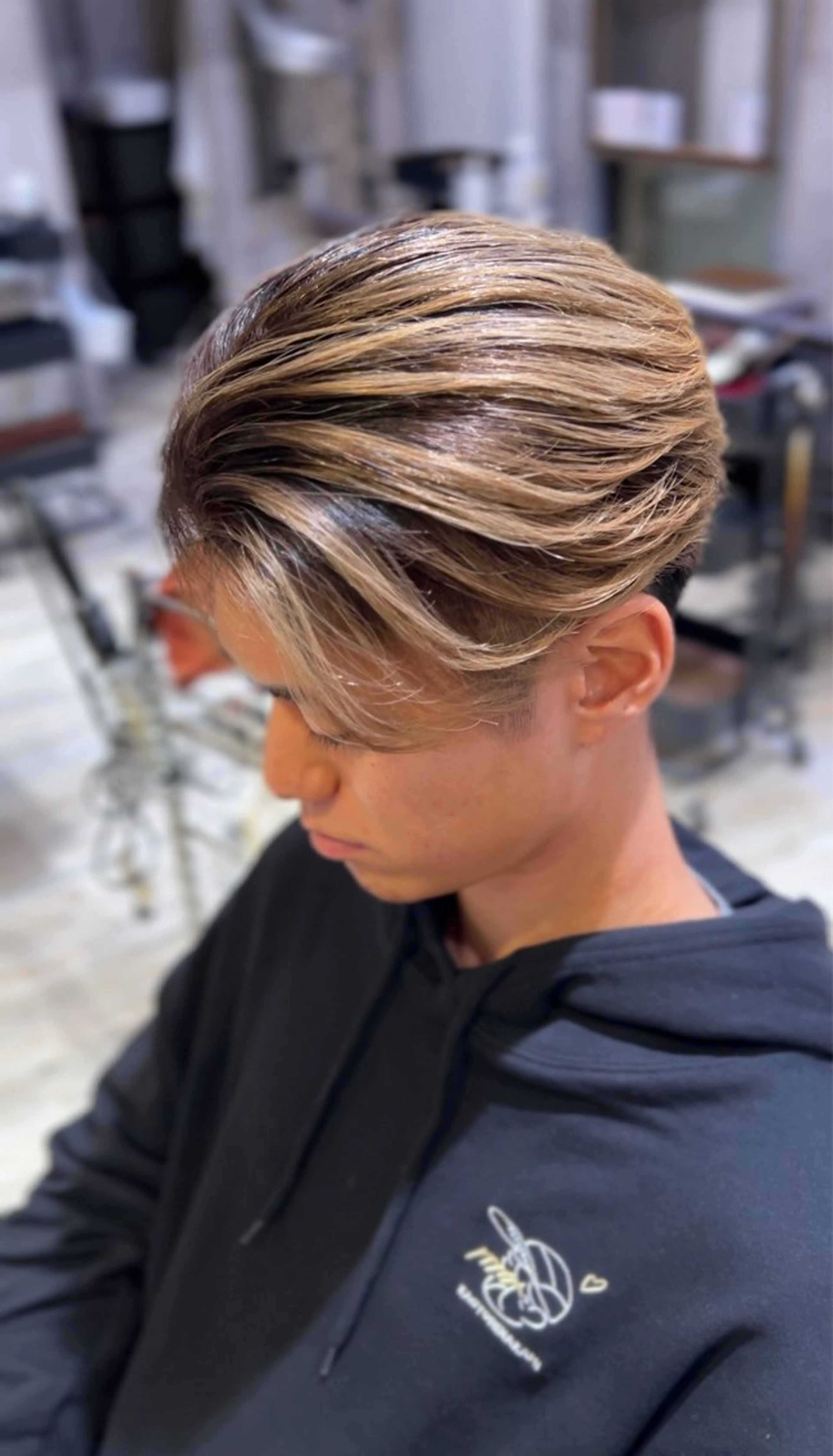 メンズ メンズバレイヤージュ レイヤーカット TAIKIのヘアスタイル