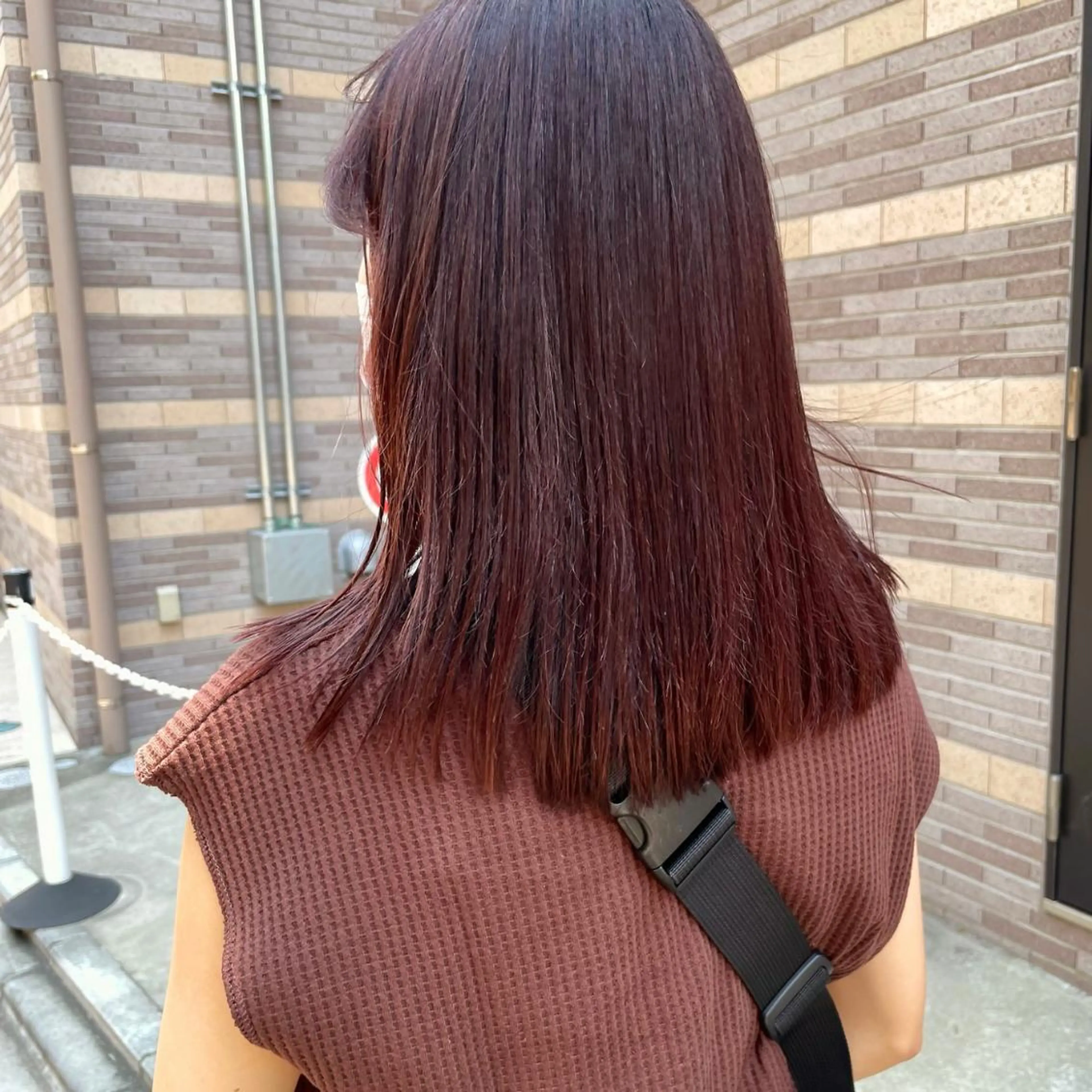 ミディアム カラー パーマ ヘアアレンジ ネイル マツエク・マツパ ピンクカラー カラーマツエク ピンク トレンド眉🌈✨ arisaの眉毛・アイブロウイメージ