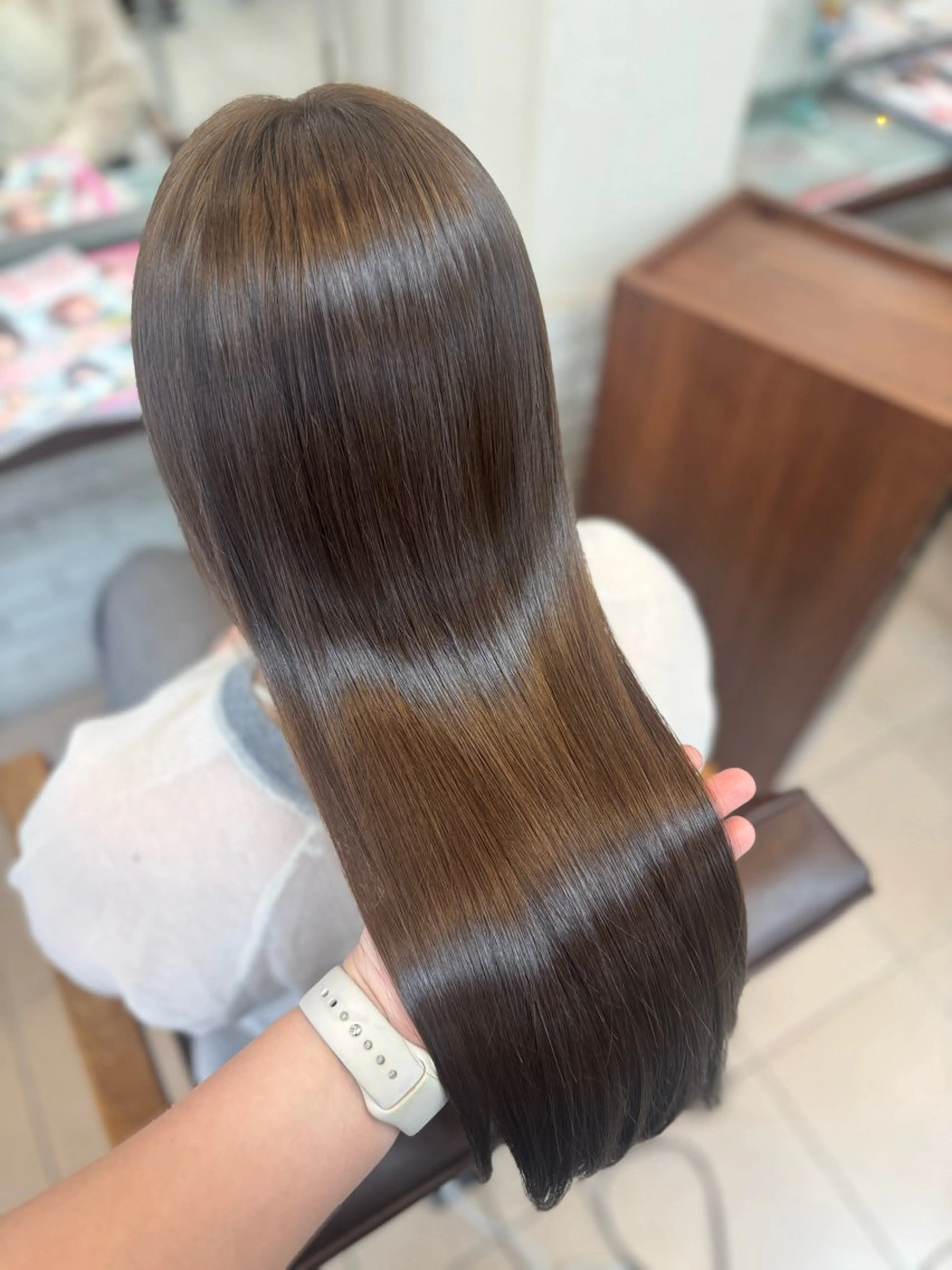 【土日もOK🙆‍♀️】カット＋髪質改善パールプラチナトリートメント🫧の写真