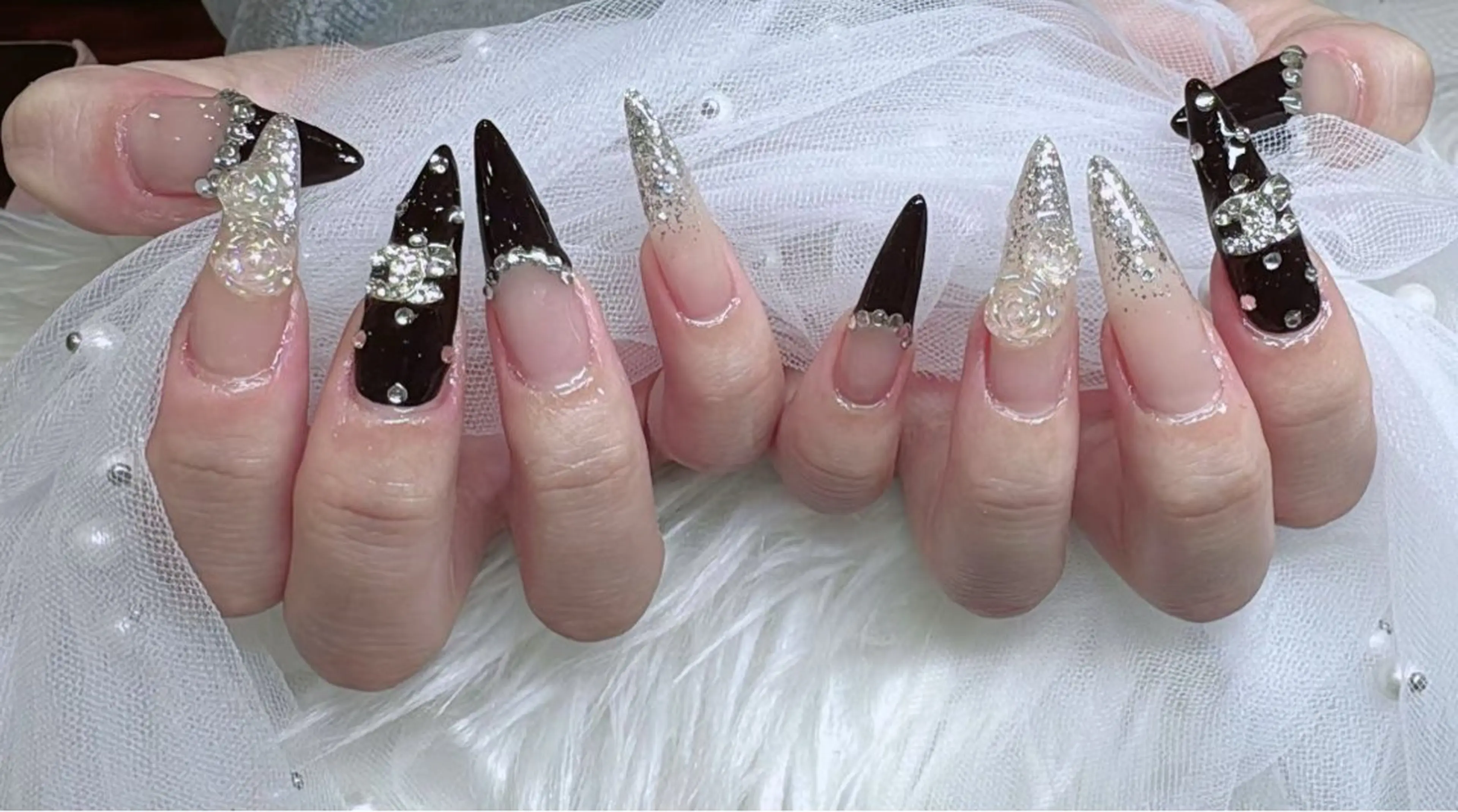 ネイル ハンドネイル ハンドケア The Nail & Eye Lashの眉毛・アイブロウイメージ