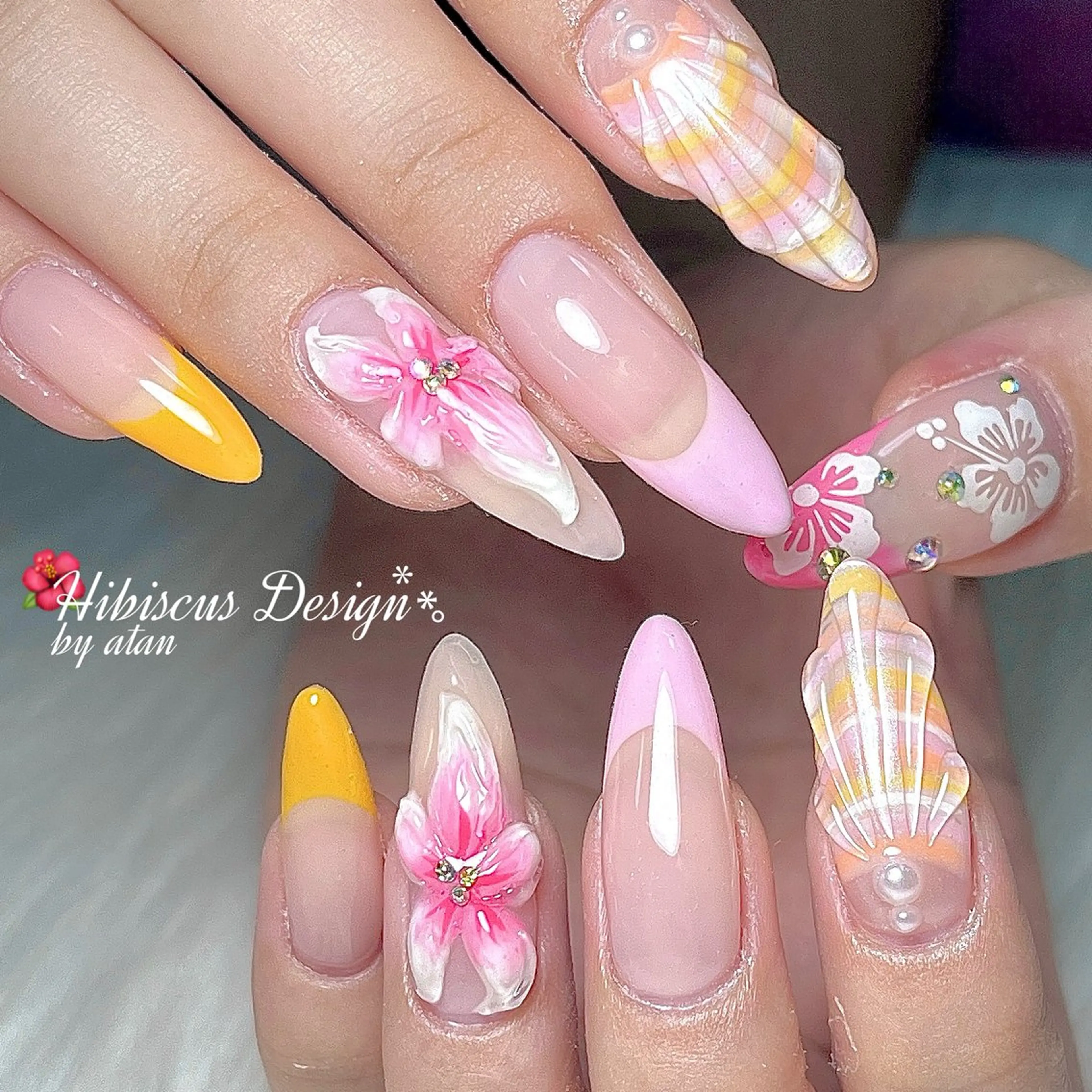 ネイル 韓国ネイル ラメ(グリッター) 持ち込み ハンドネイル 🐕‍🦺Yappy 💗A-tanのネイルデザイン