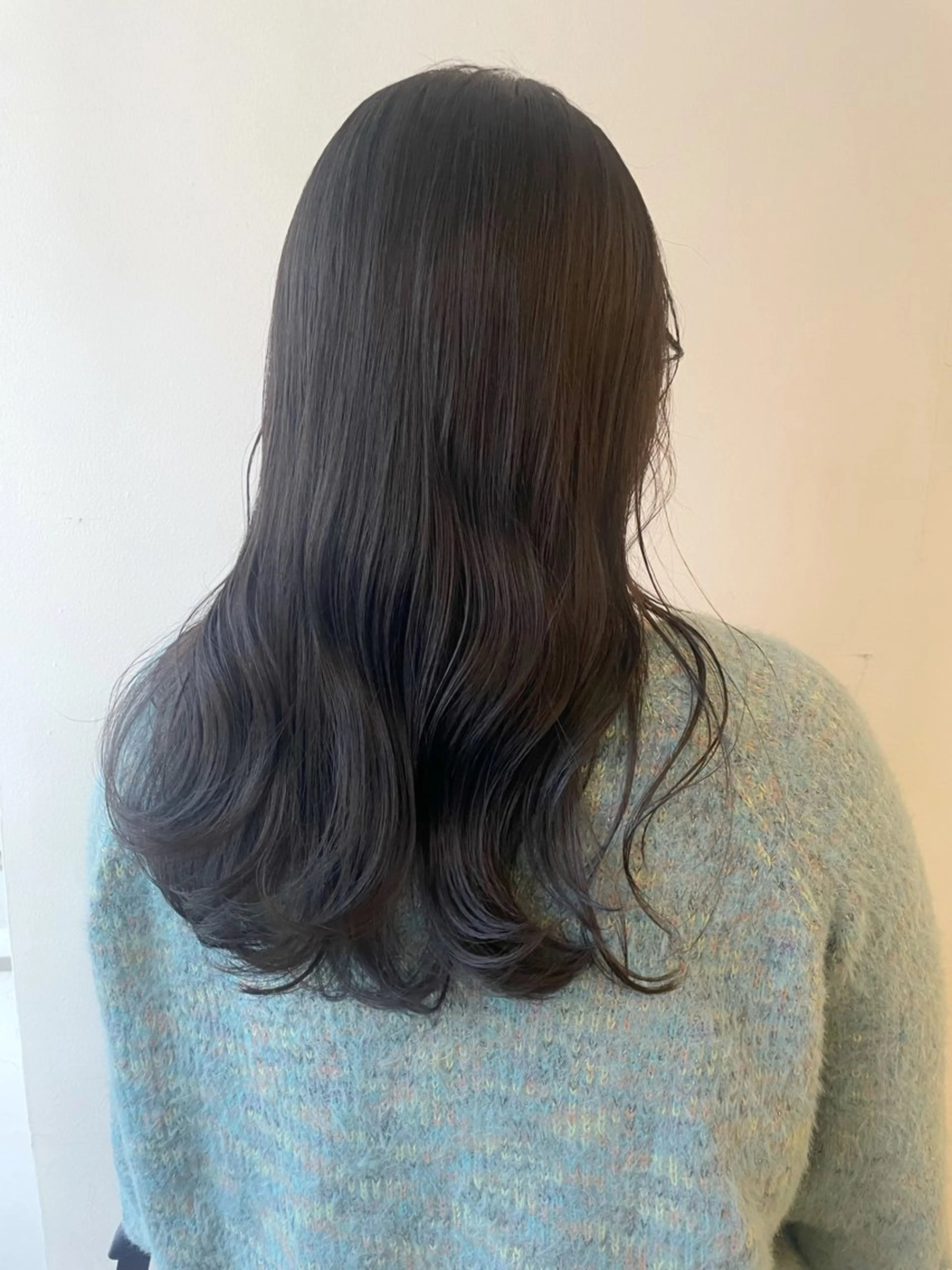 ロング カラー 黒髪 ブルーカラー ブルーブラック 透明感カラー グレージュ ヘアカラー トリートメント ヘアセット ✨透明感ケアカラー✨ 長野ゆきなのヘアスタイル