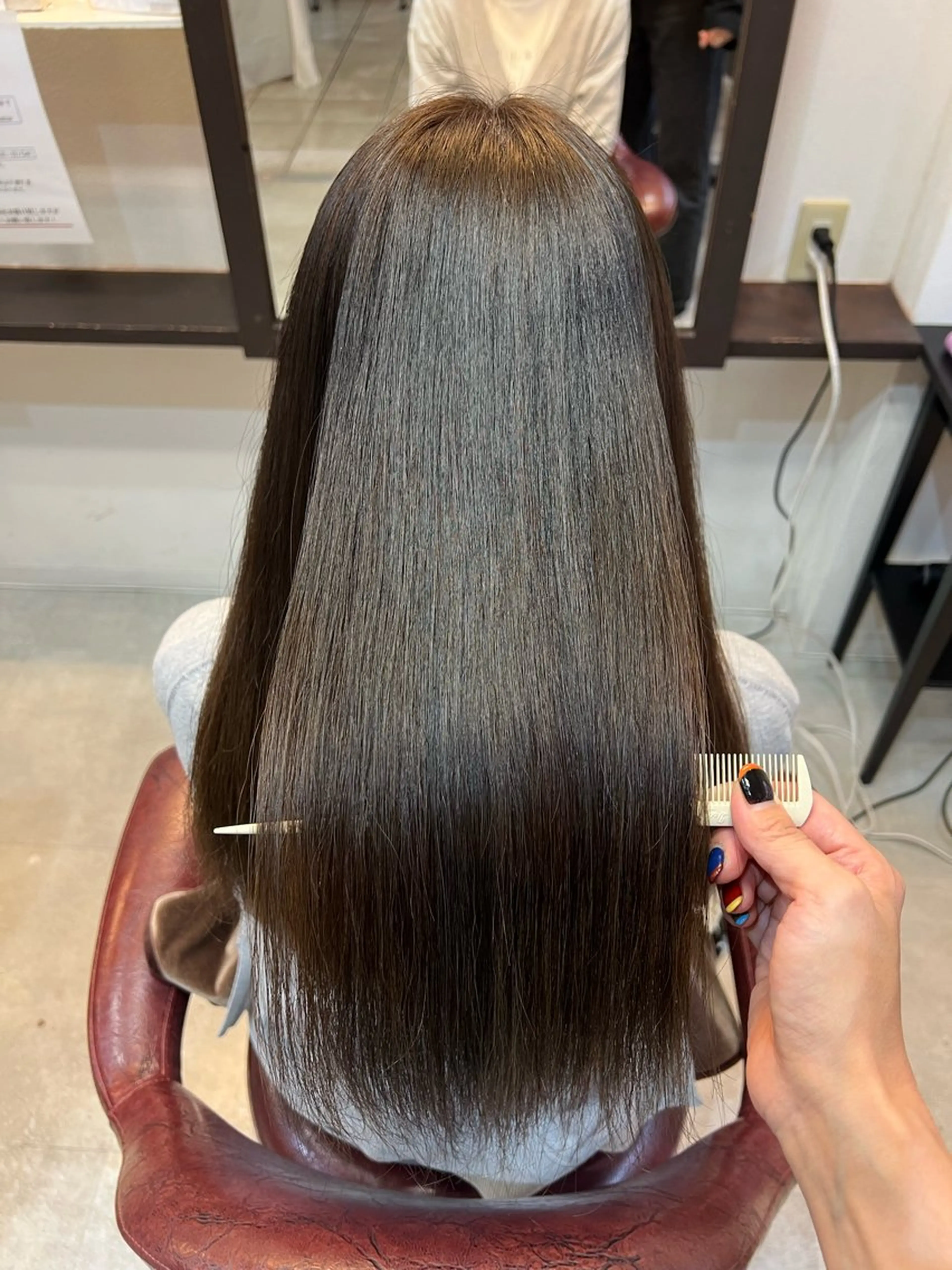 ロング カラー グレージュ オリーブグレージュ オリーブグレー 吉岡 なみのヘアスタイル