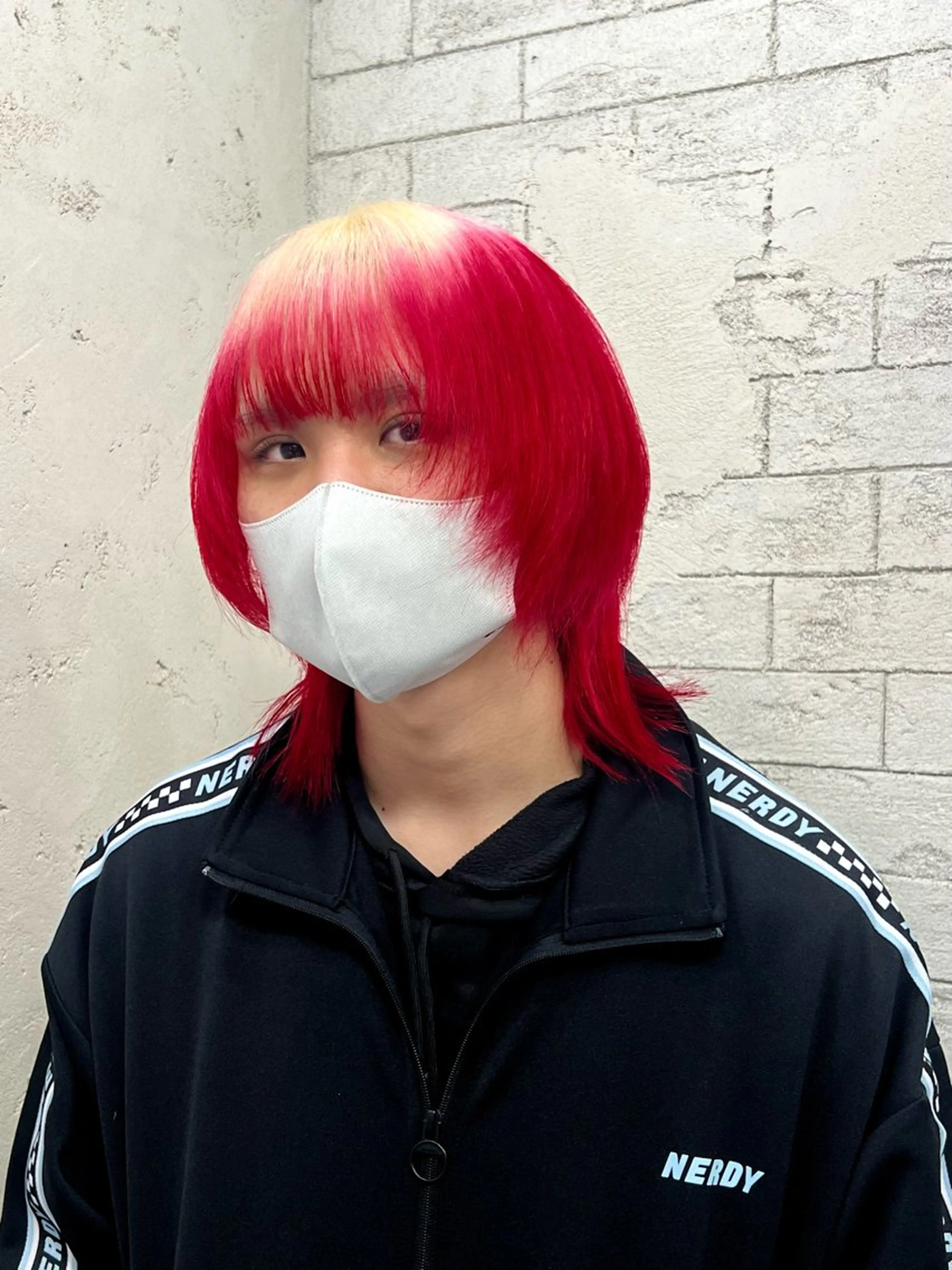 メンズ メンズウルフカット ウルフカット ハイトーン/平成 ウルフ/V系kanaのヘアスタイル