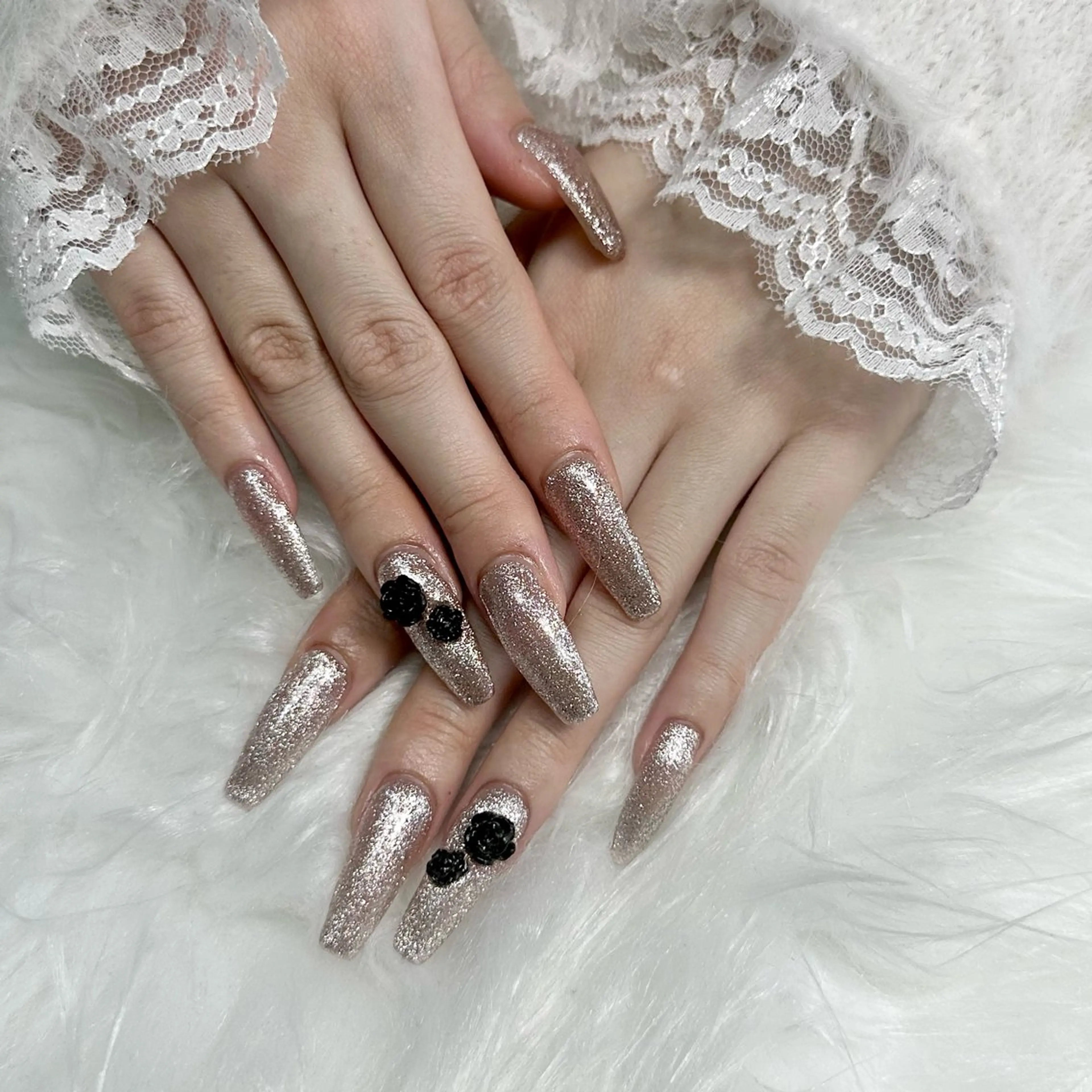 ネイル LAUR Natsukiのネイルデザイン