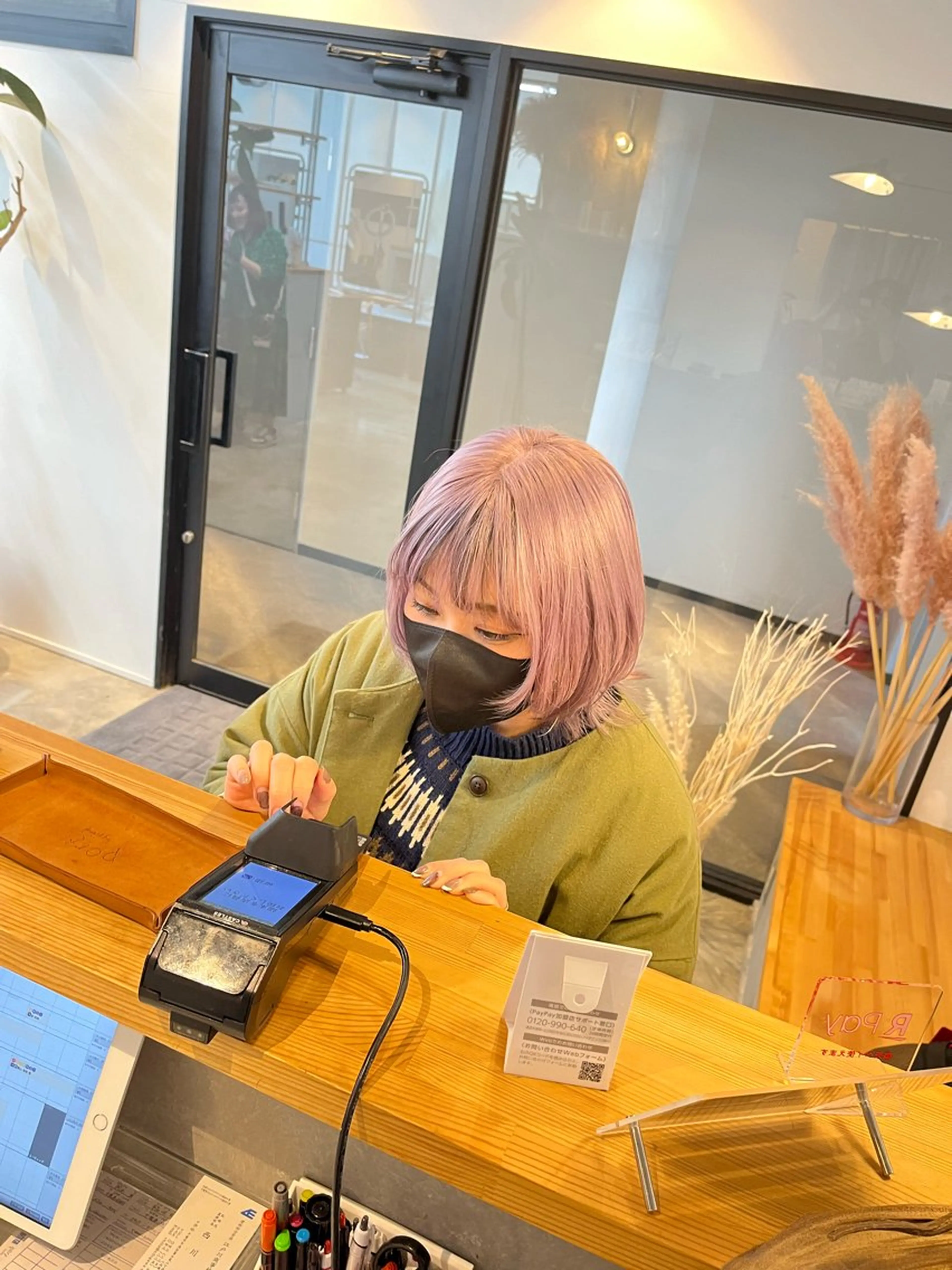 ショート カラー ヘアカラー ハイトーンカラ ー/小川のヘアスタイル