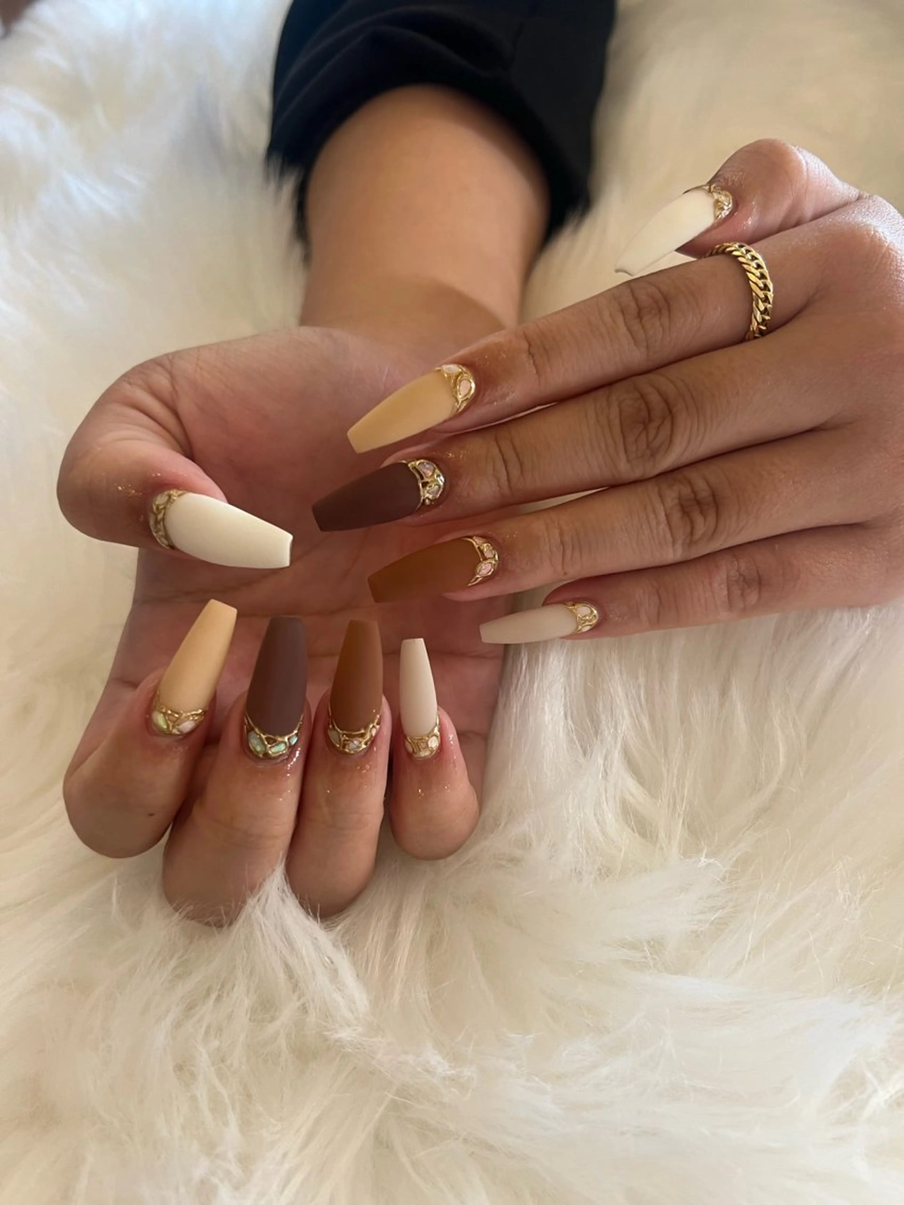 ネイル ハンドネイル ハンドケア RÊVIA所属・RÊVIA (レヴィア)のネイルデザイン