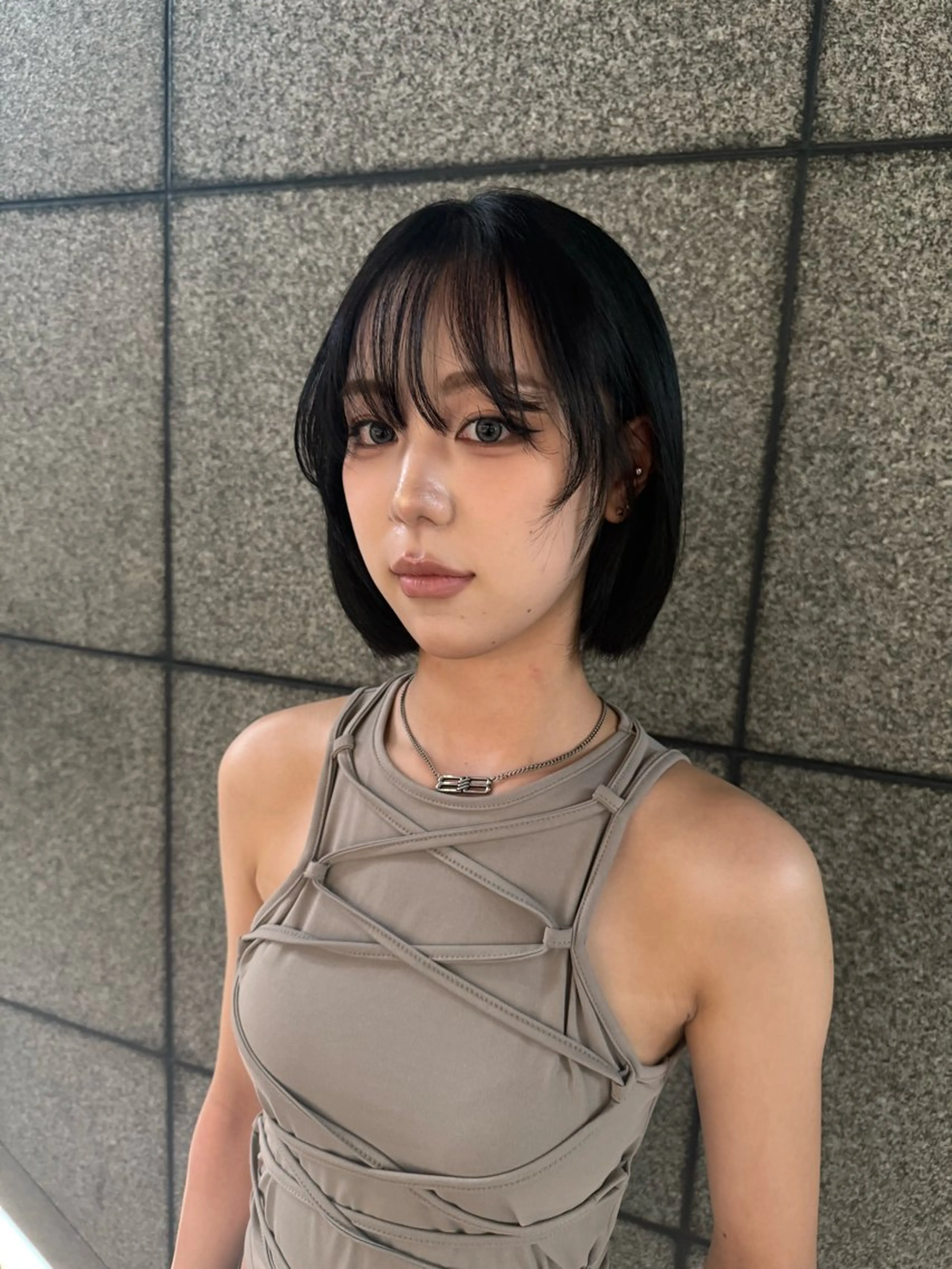 ミディアム カラー ボブレイヤー ボブ レイヤーカット ヘアカラー 垢抜けメンズ特化 sakuraのヘアスタイル