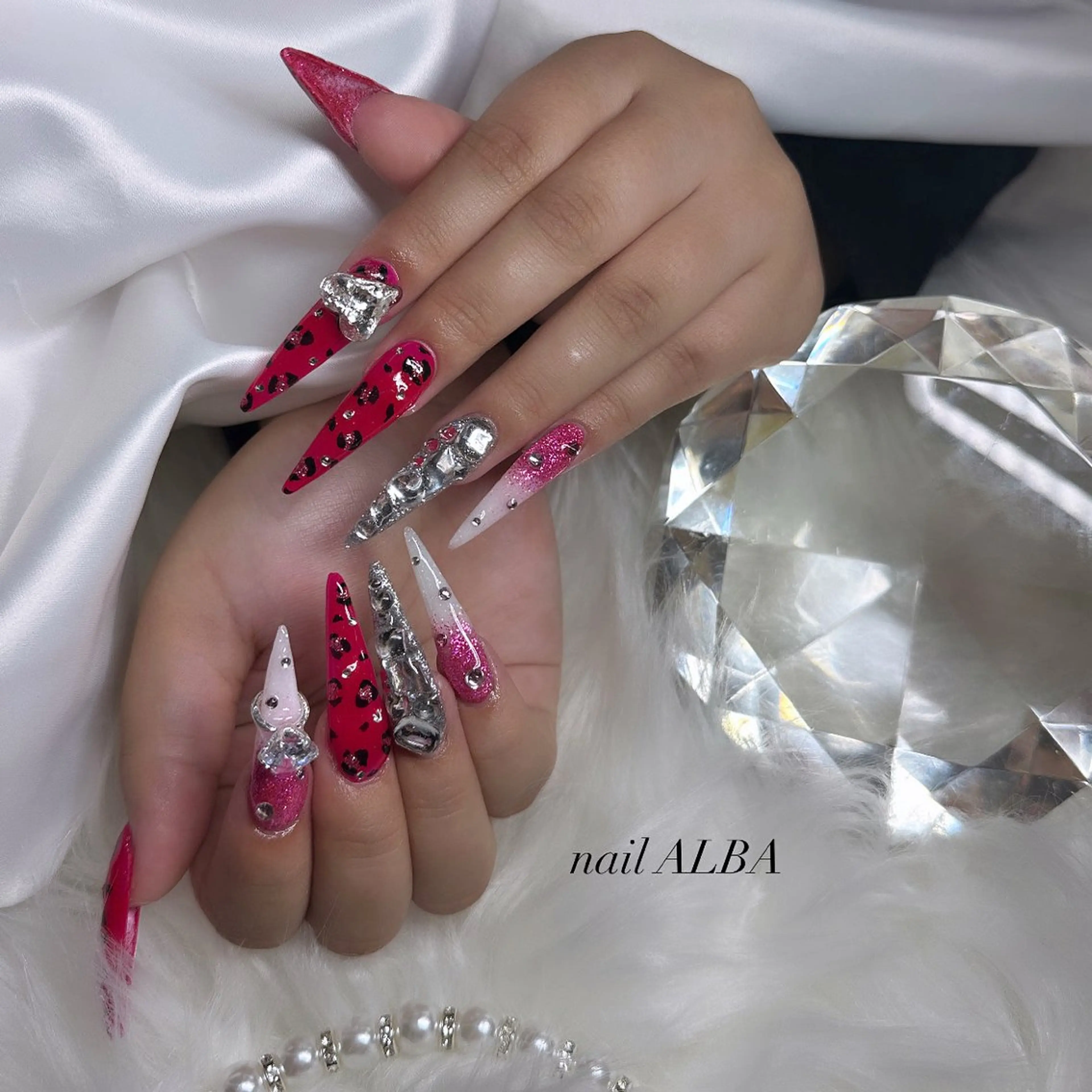 ネイル 加納 莉音のネイルデザイン