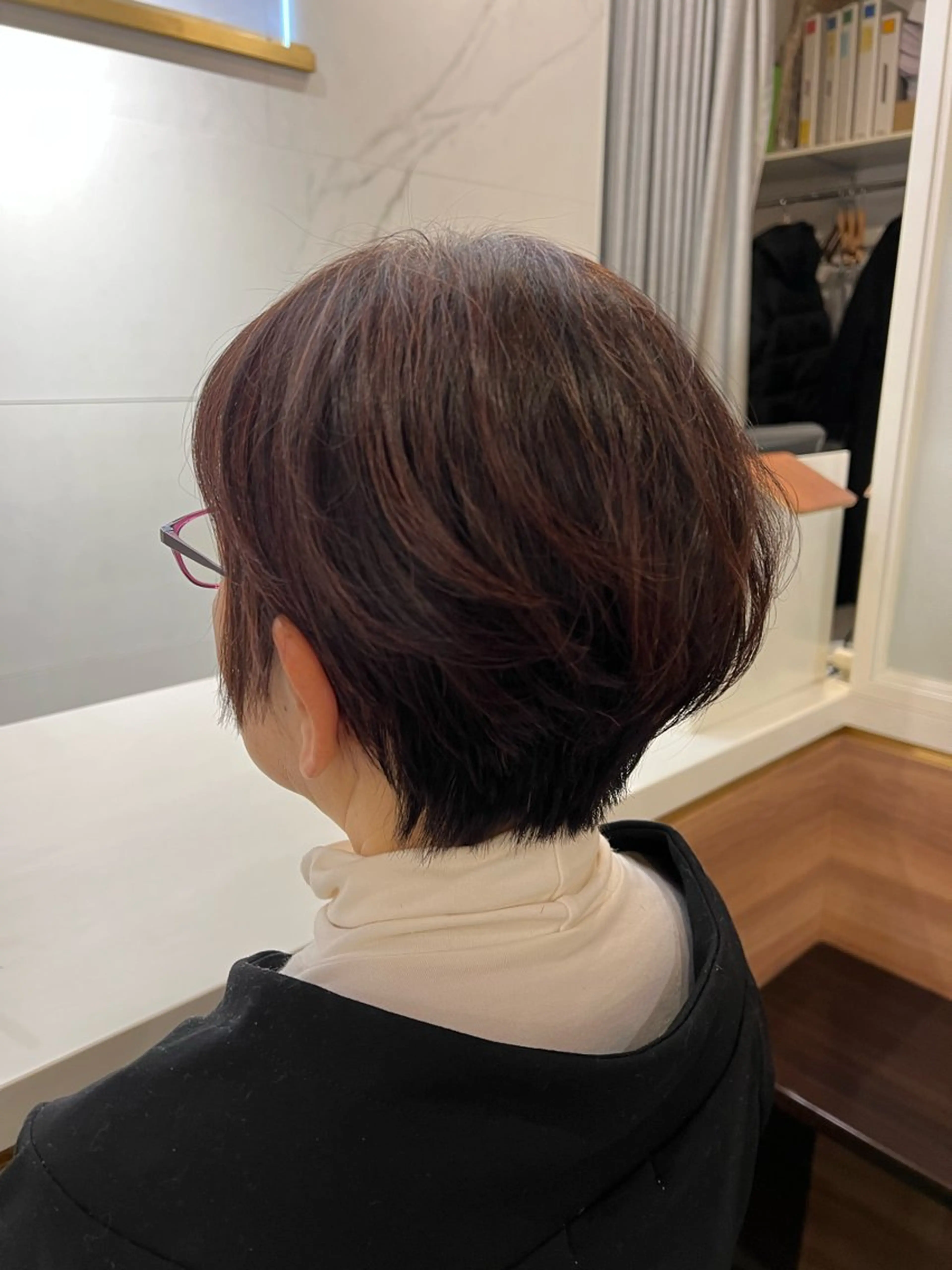 ショート 村中 逸紀のヘアスタイル