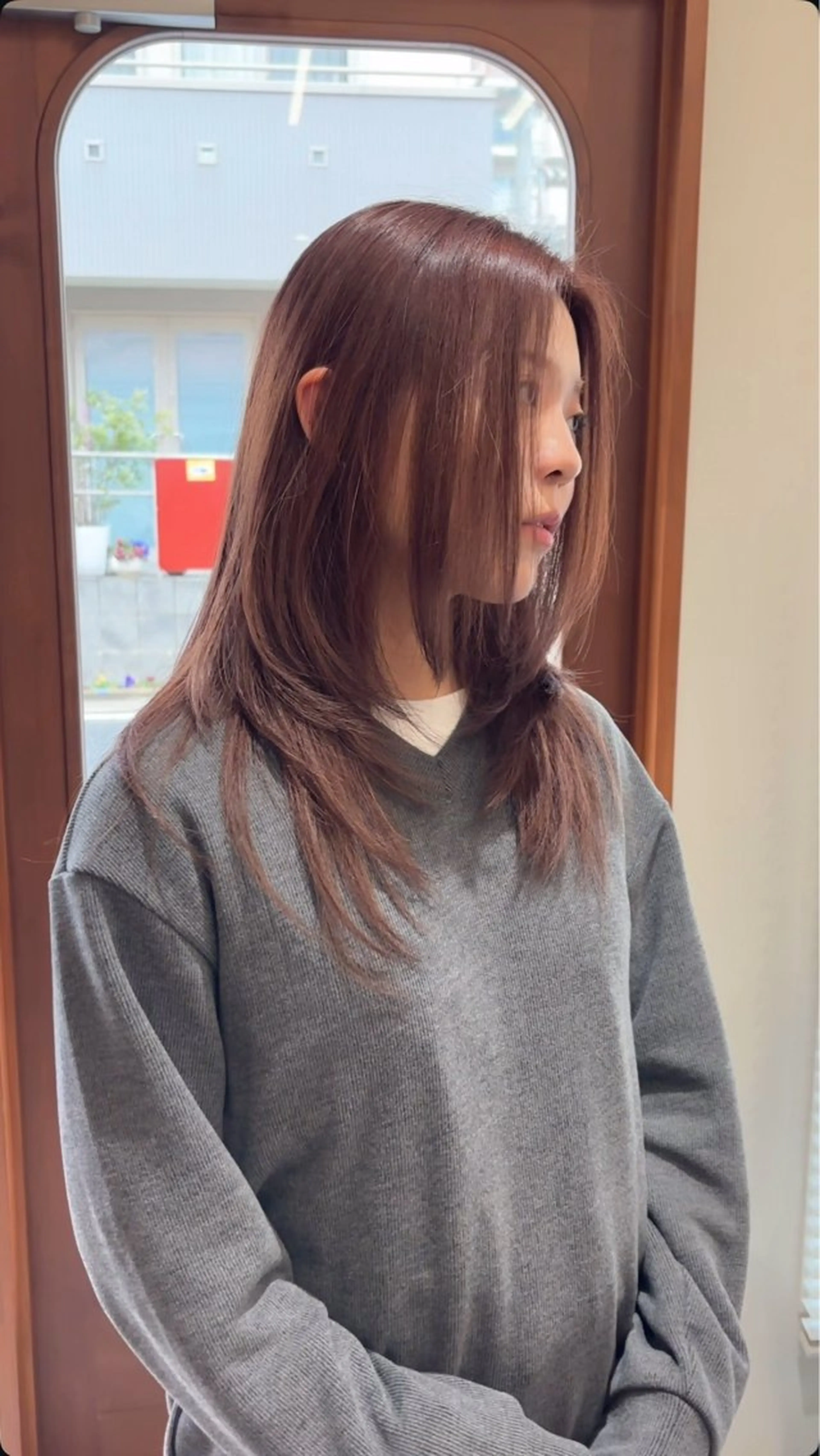 セミロング カラー ヘアカラー 永田 愛莉のヘアスタイル