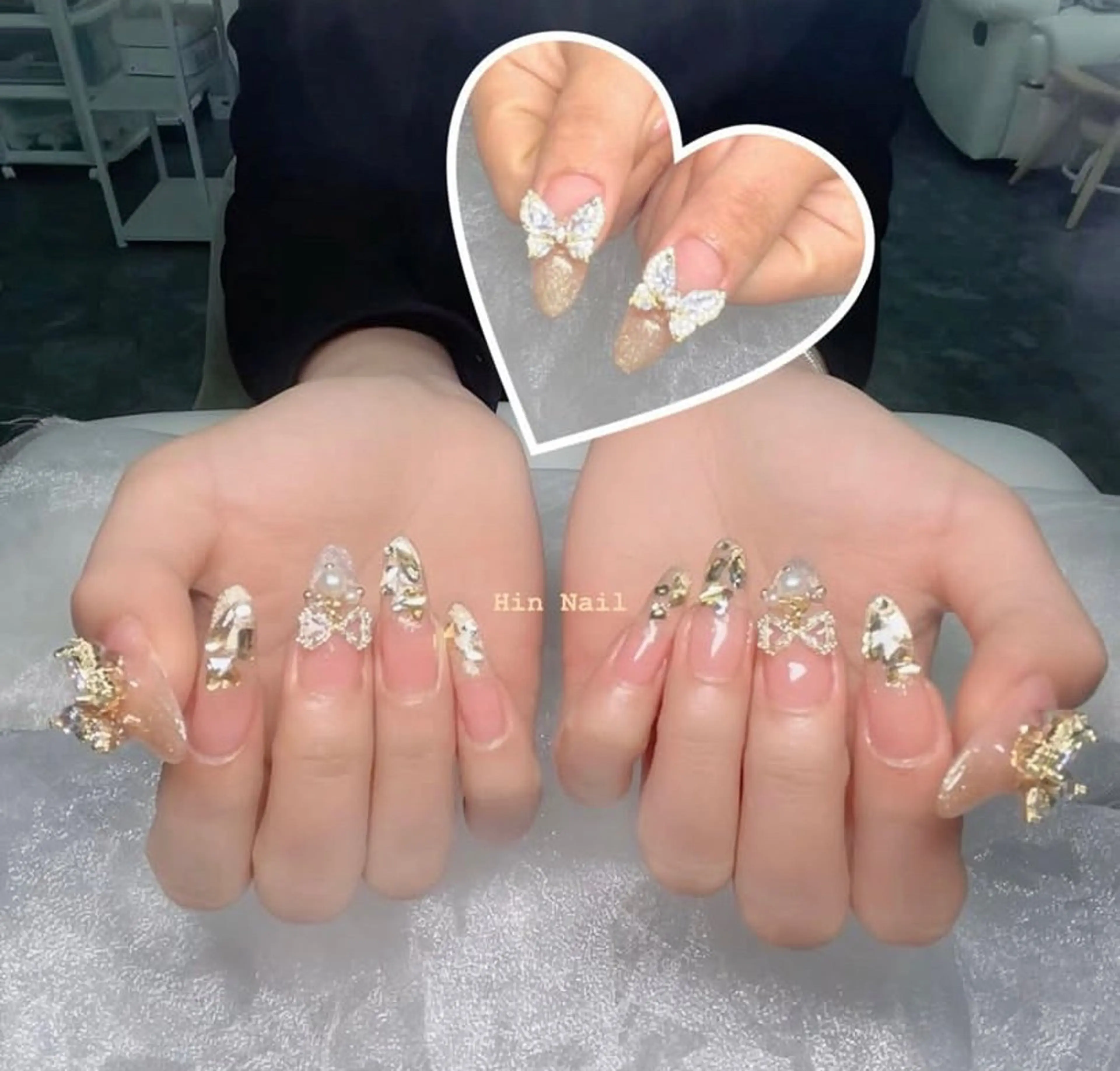 ネイル Hin Nailsのネイルデザイン