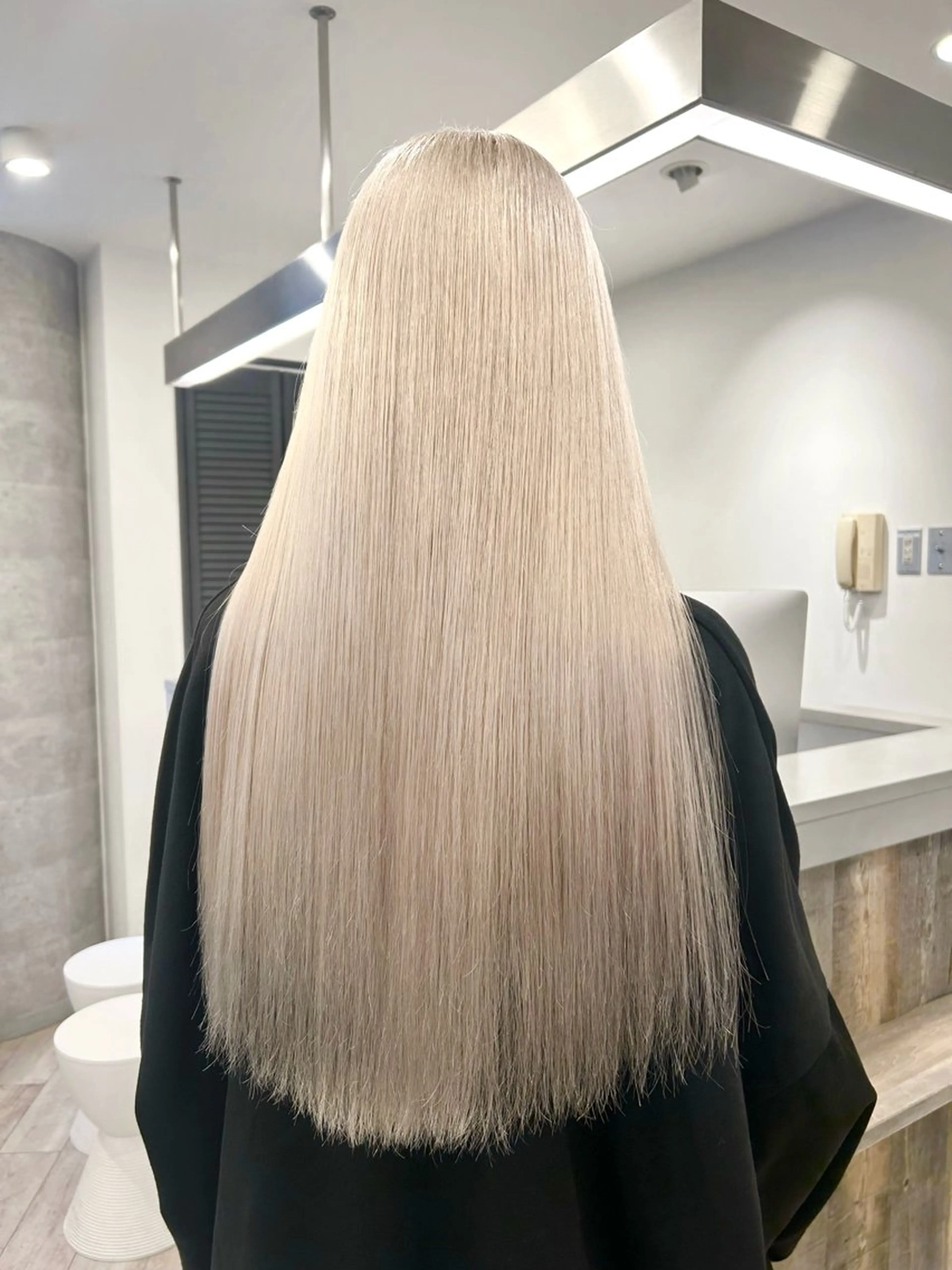 ロング カラー ヘアカラー ハイトーン特化サロン 🍑momo🍑のヘアスタイル