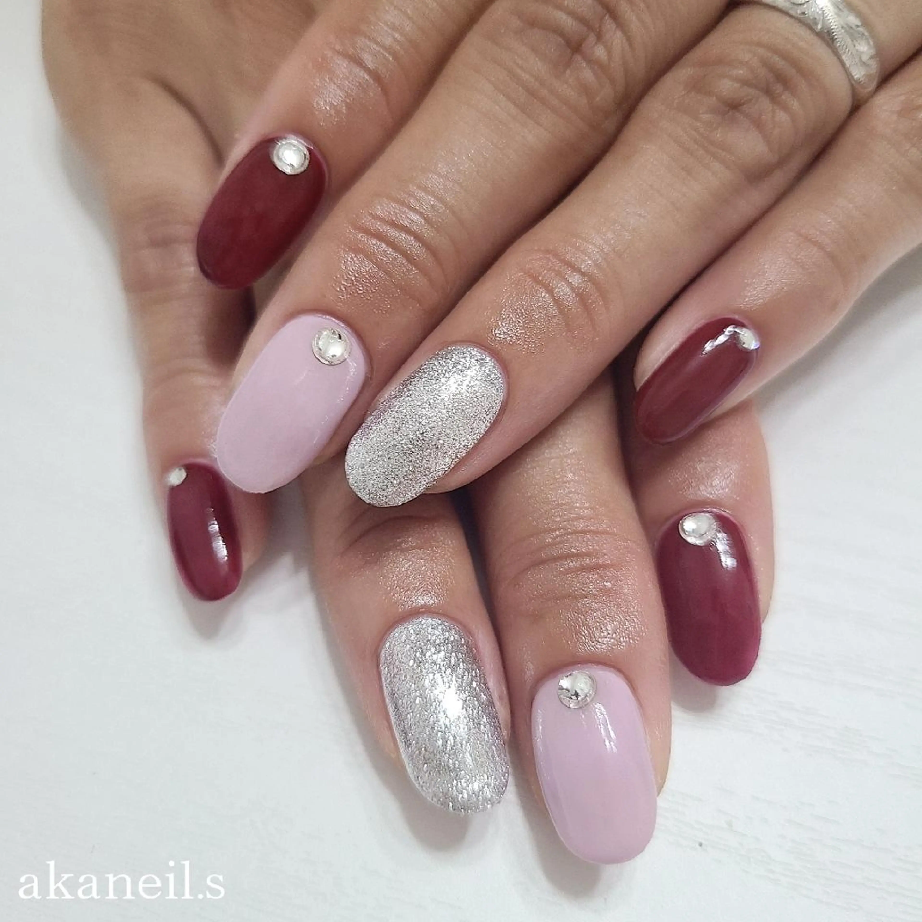 ネイル シルバー 【akaneils】 アカネのネイルデザイン