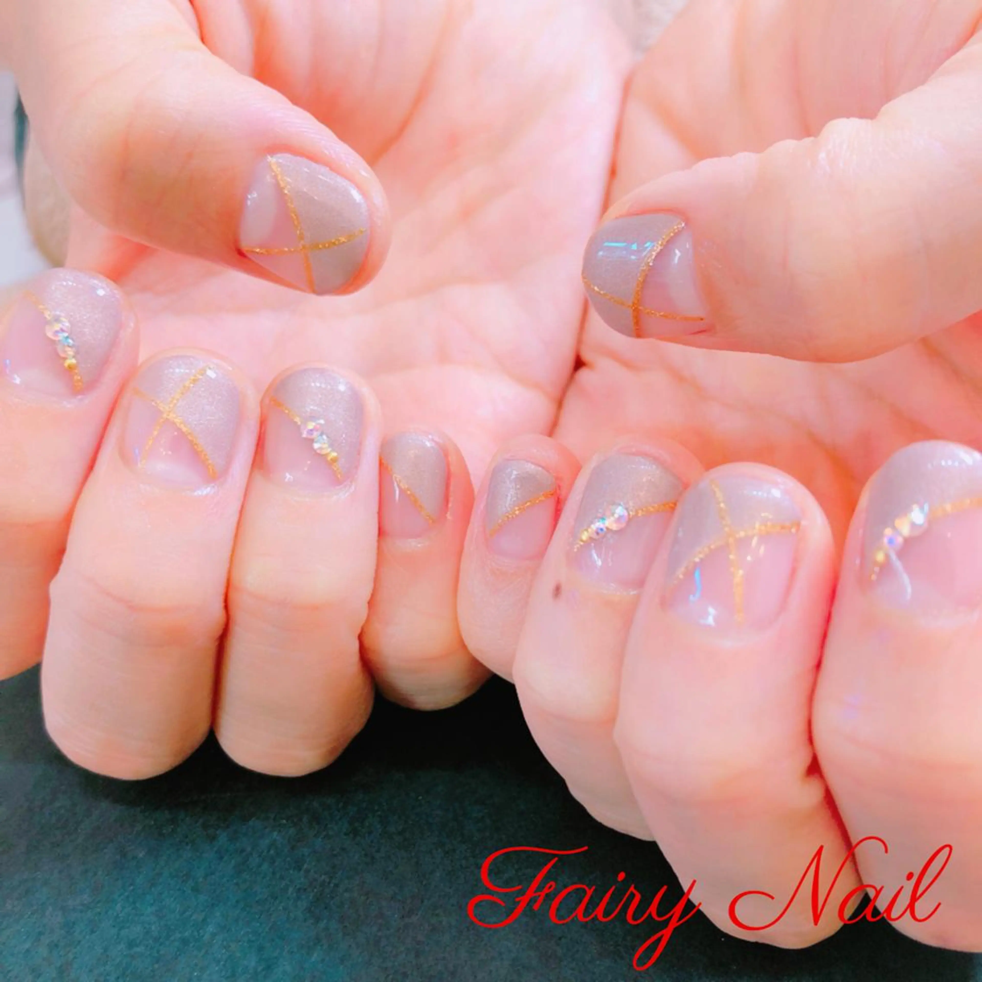 ネイル フレンチネイル 斜めフレンチ ショートネイル シンプルネイル Fairy Nail所属・Fairy nailのネイルデザイン