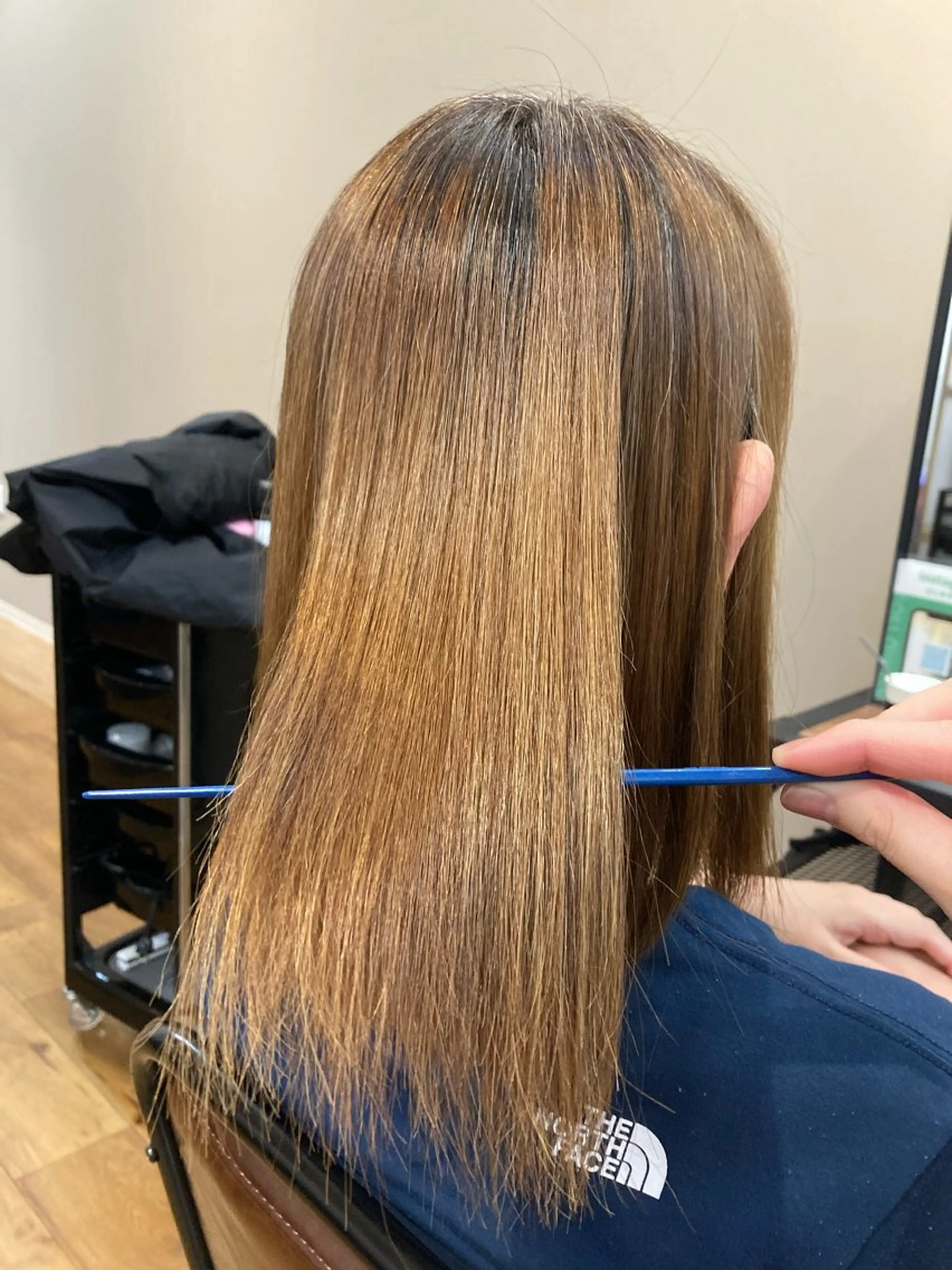 ミディアム くせ毛 縮毛矯正 縮毛矯正 LOANA  MIDORINO所属・カラーモデル/ つくば市みどりののヘアスタイル